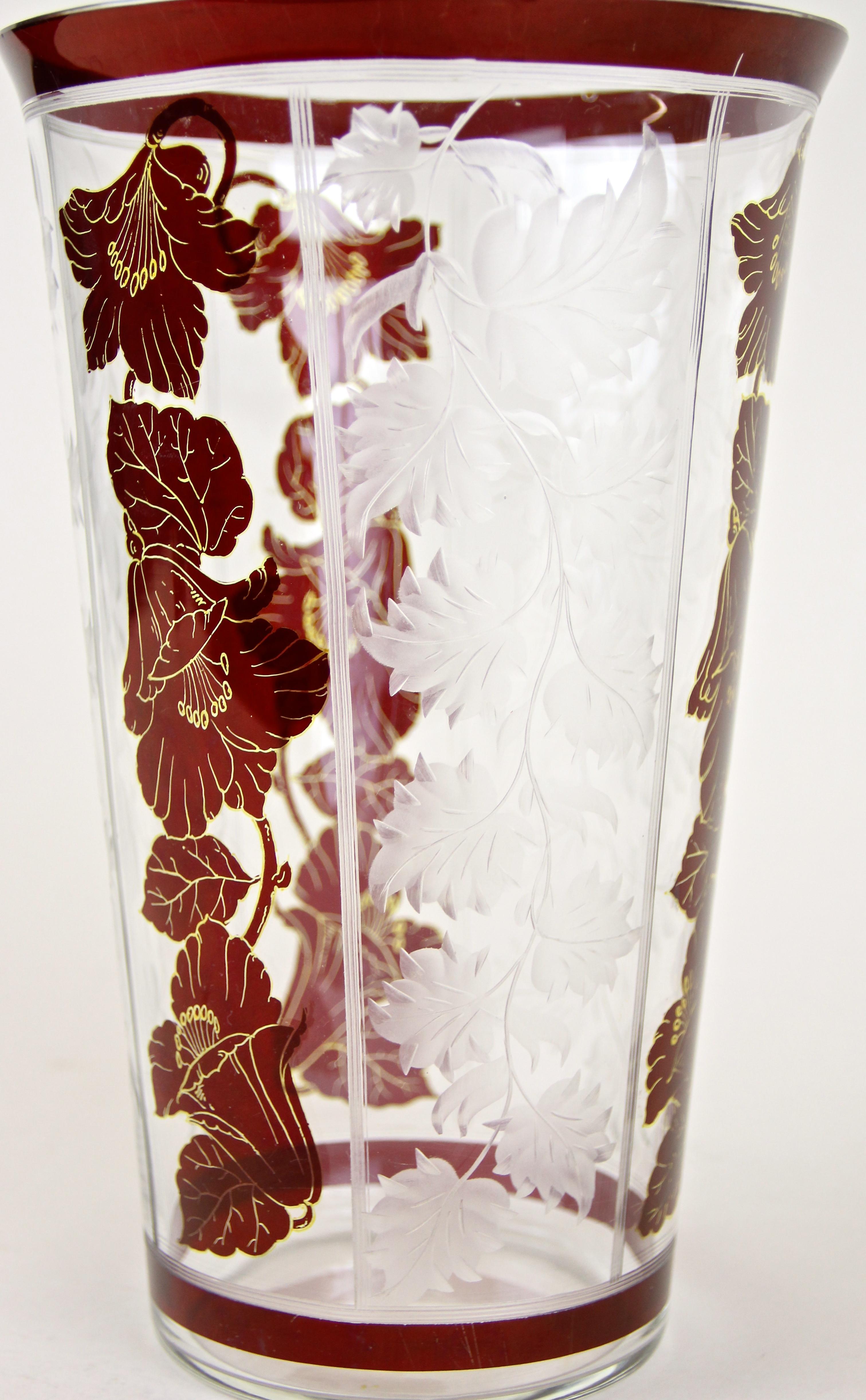 Art Nouveau Glass Vase with Flowers and Engraved Leaves, Austria, circa 1900 7
