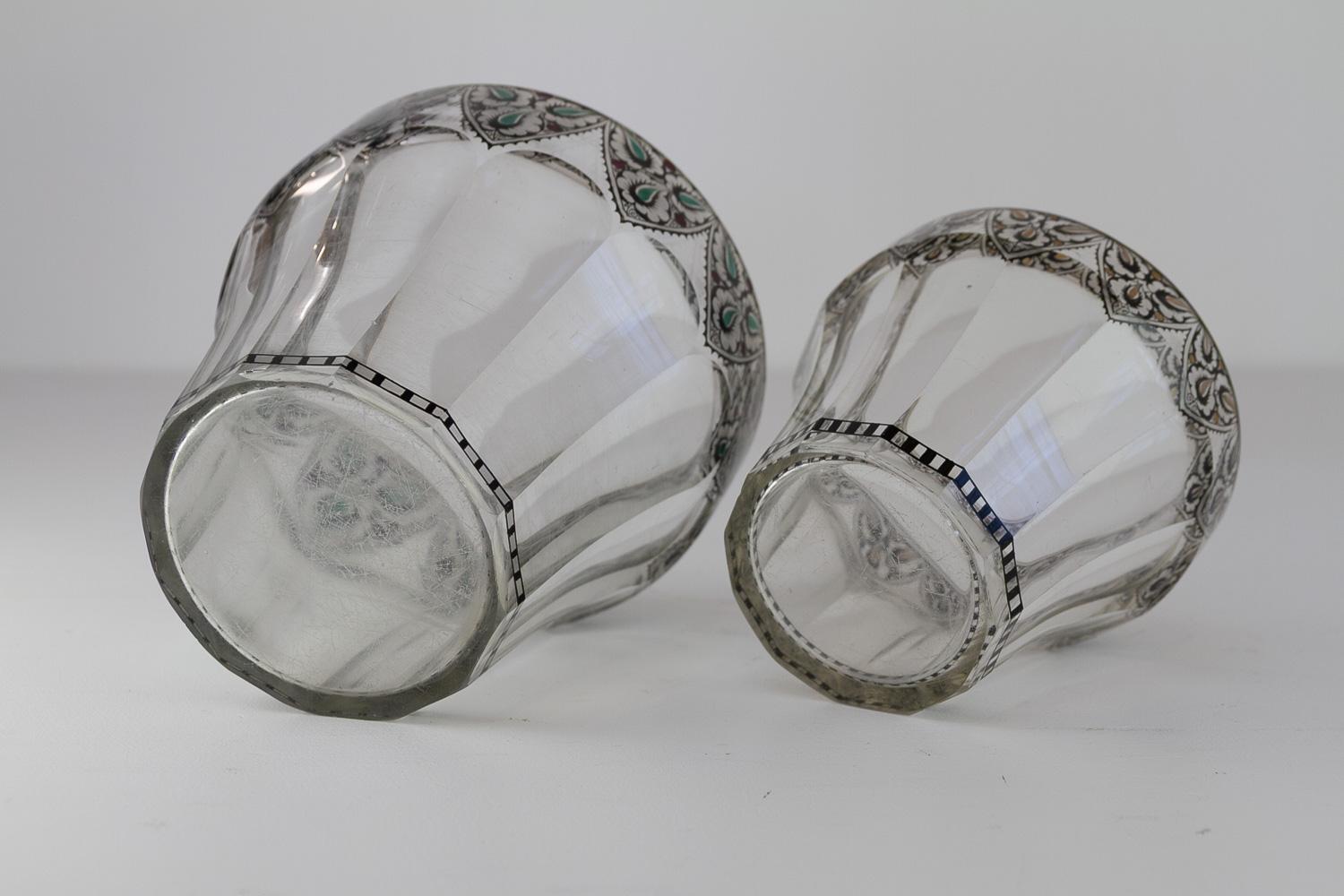Vasi in vetro Art Nouveau, anni '20. Set di 2. in vendita 1