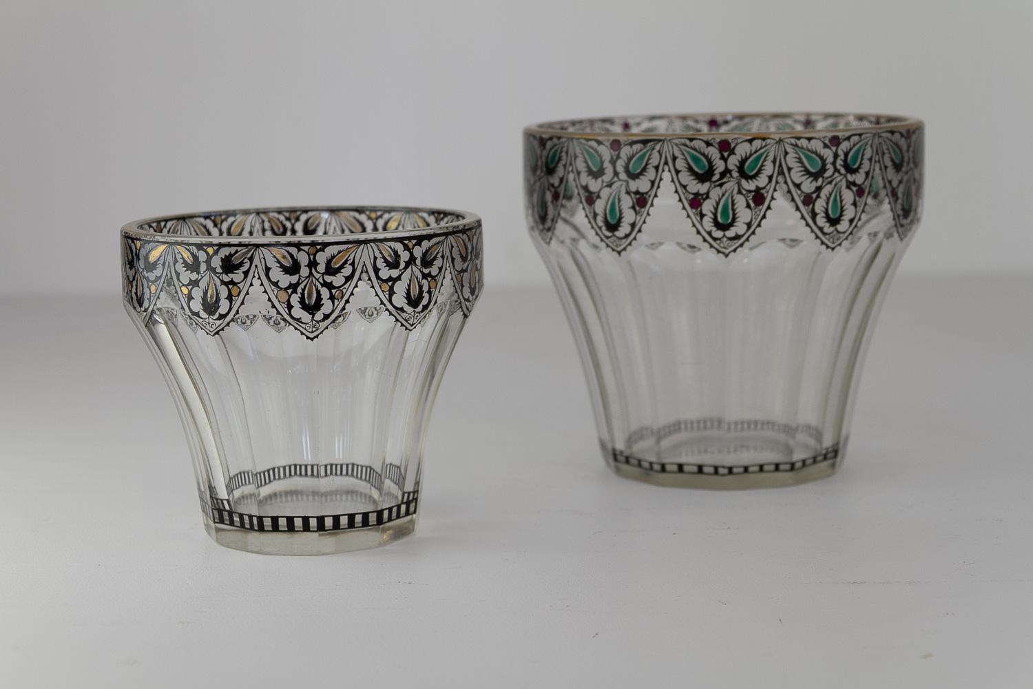Vasi in vetro Art Nouveau, anni '20. Set di 2. in vendita 2