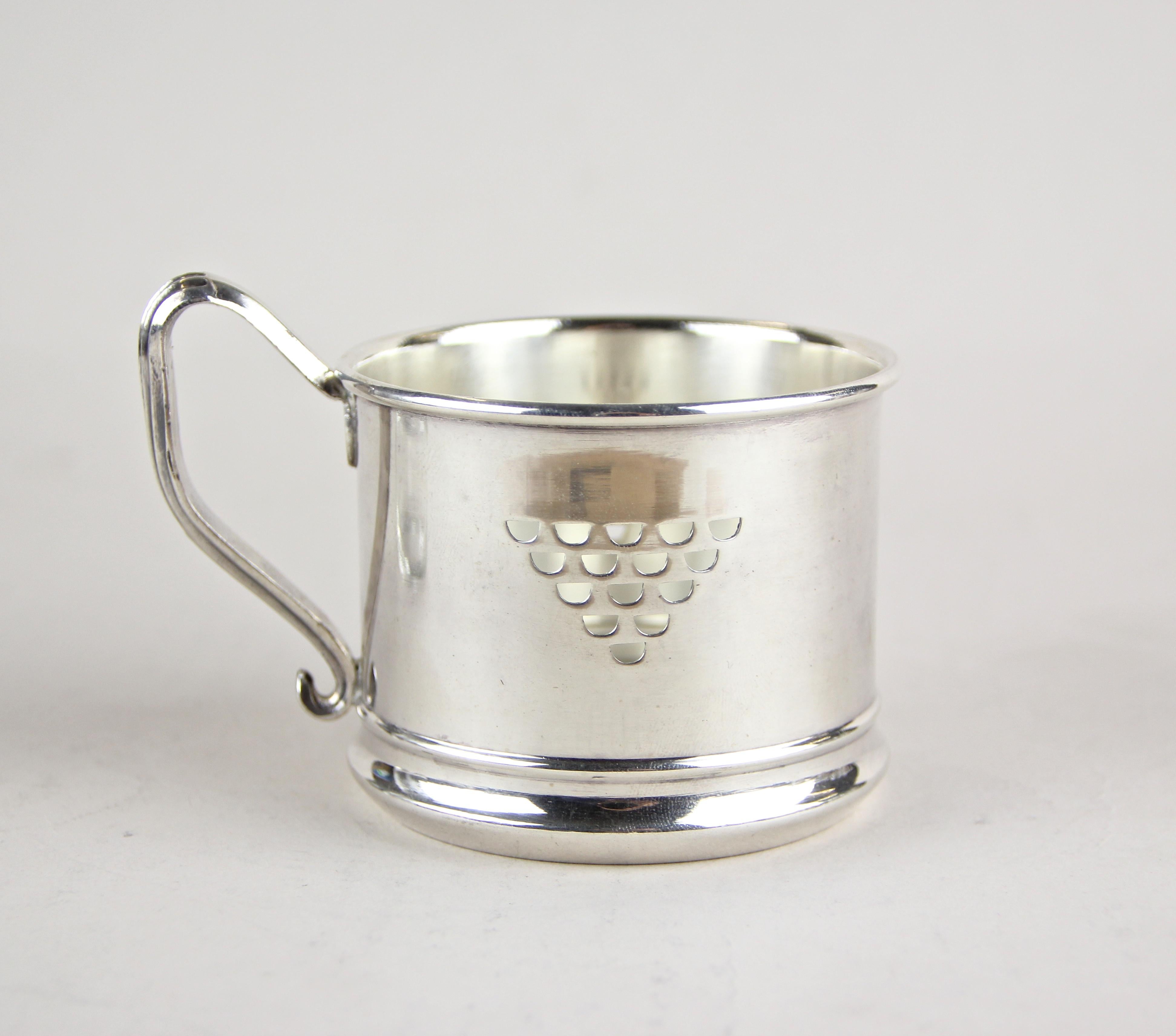 20th Century Art Nouveau Glasses on Silvered Tray by Argentor, Vienna, circa 1910