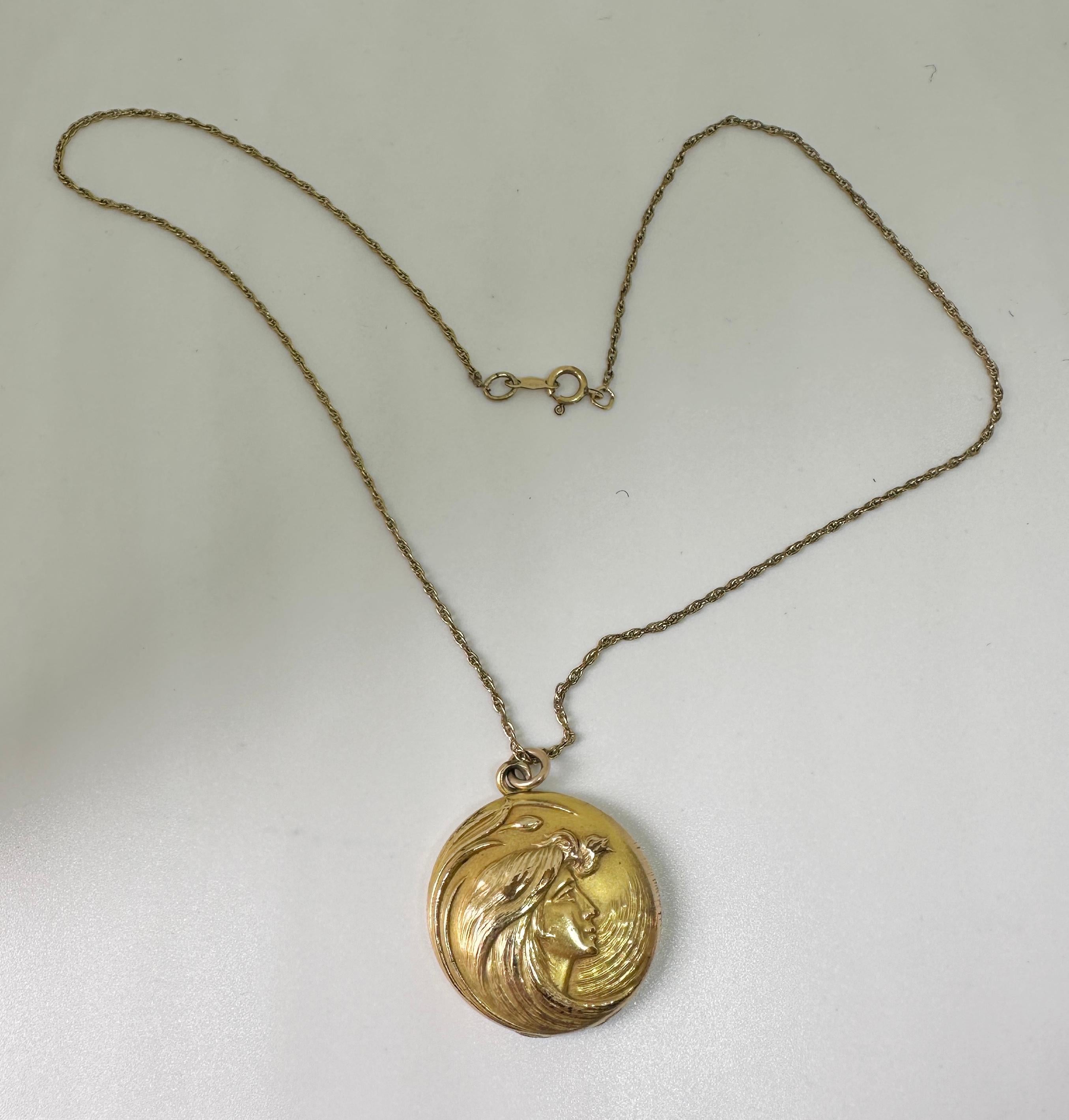 Art Nouveau Goddess Maiden Woman Locket Necklace Gorgeous For Sale 1