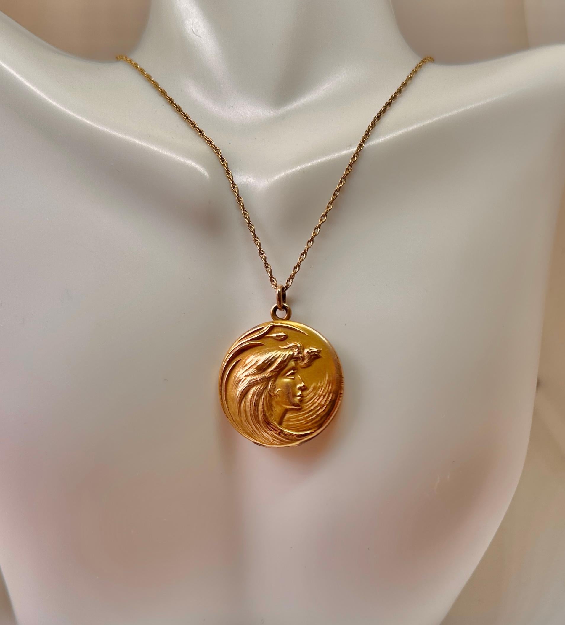 Art Nouveau Goddess Maiden Woman Locket Necklace Gorgeous For Sale 2