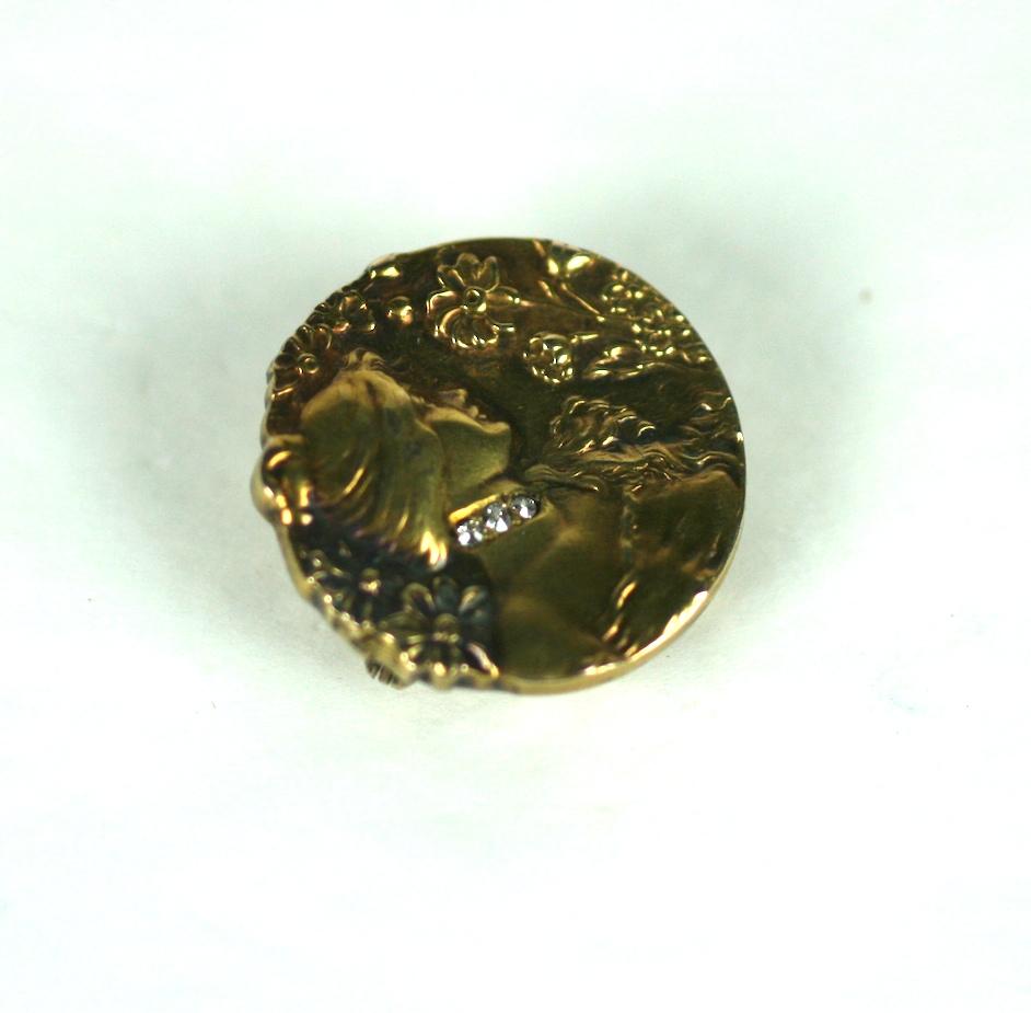 Art Nouveau Gold and Diamond Maiden Brooch In Good Condition For Sale In New York, NY