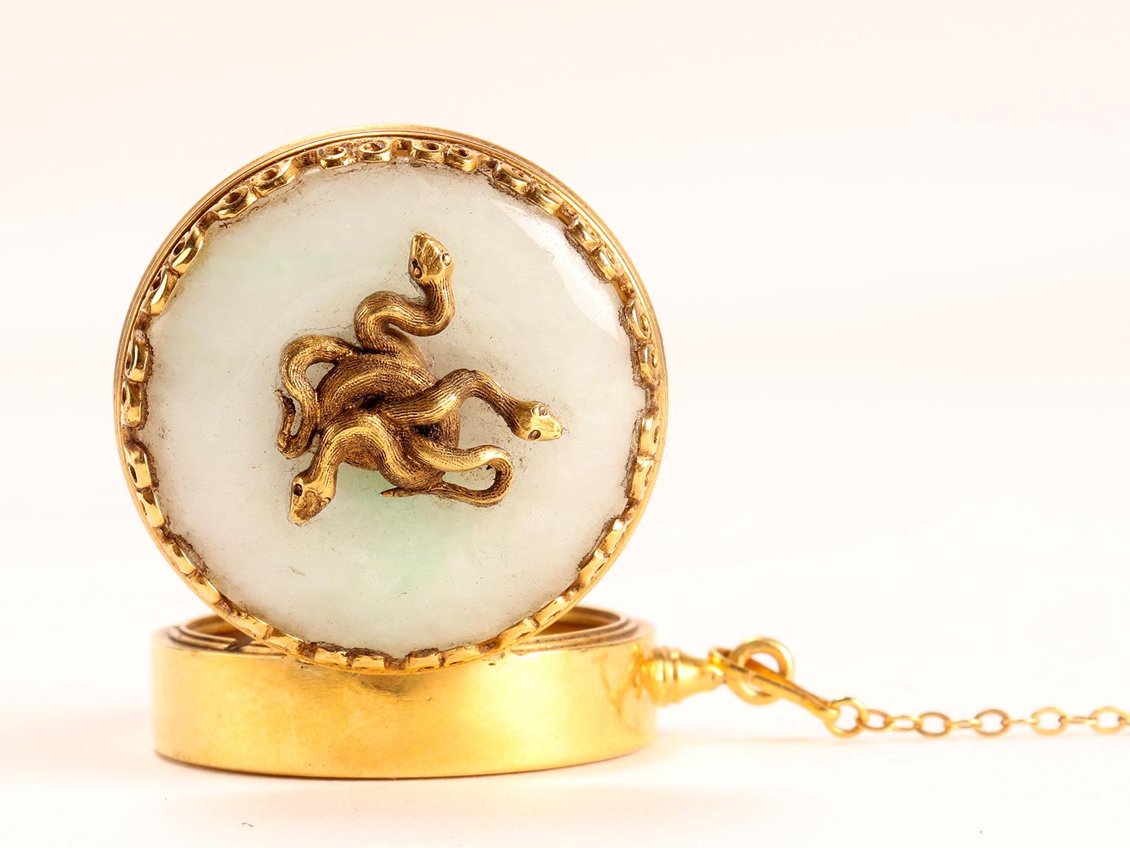 Art nouveau gold and jade vinaigrette, by Georges Fouquet France 1900. For Sale 3