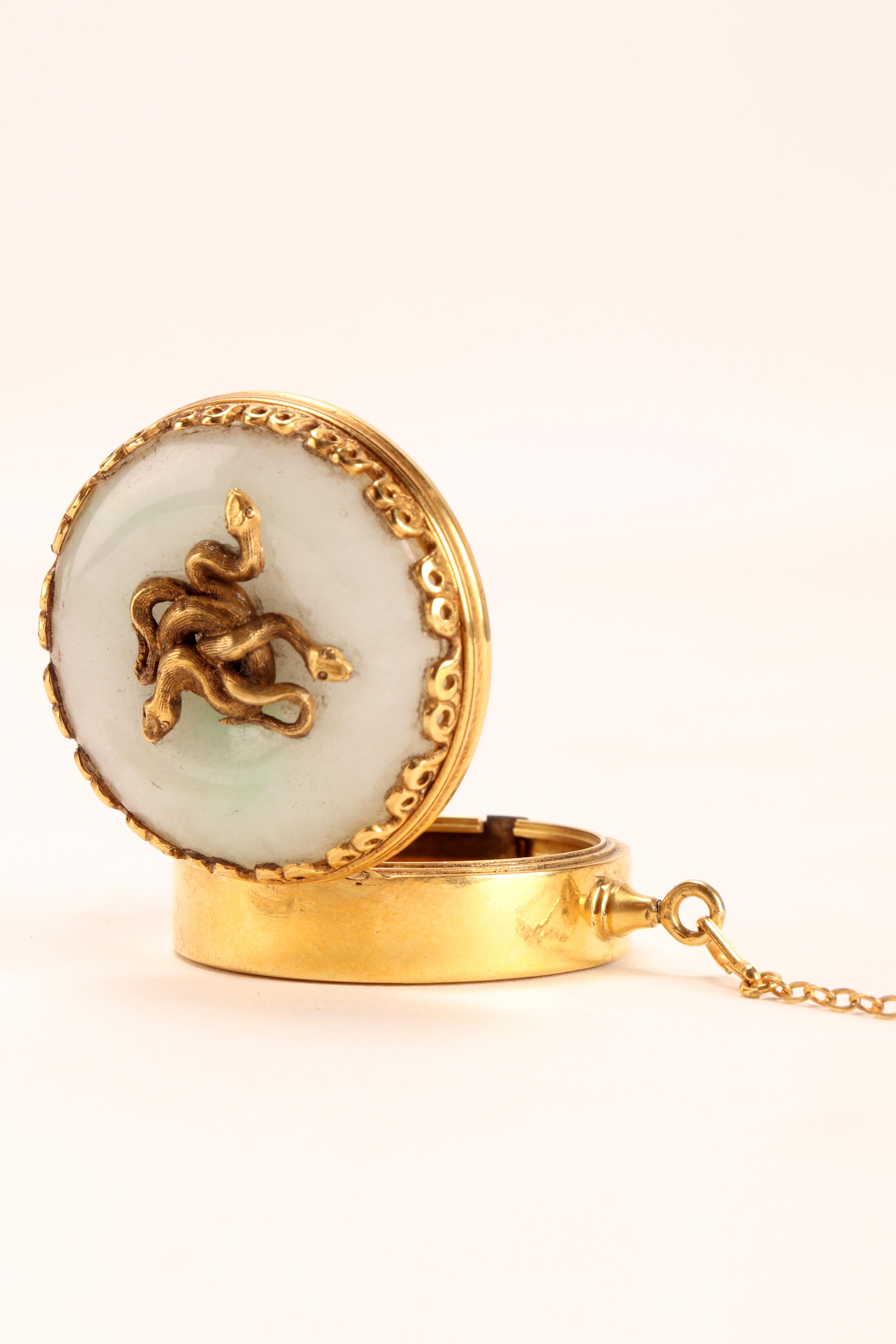 Art Nouveau Gold and Jade Vinaigrette with Snakes, France 1900 For Sale 6