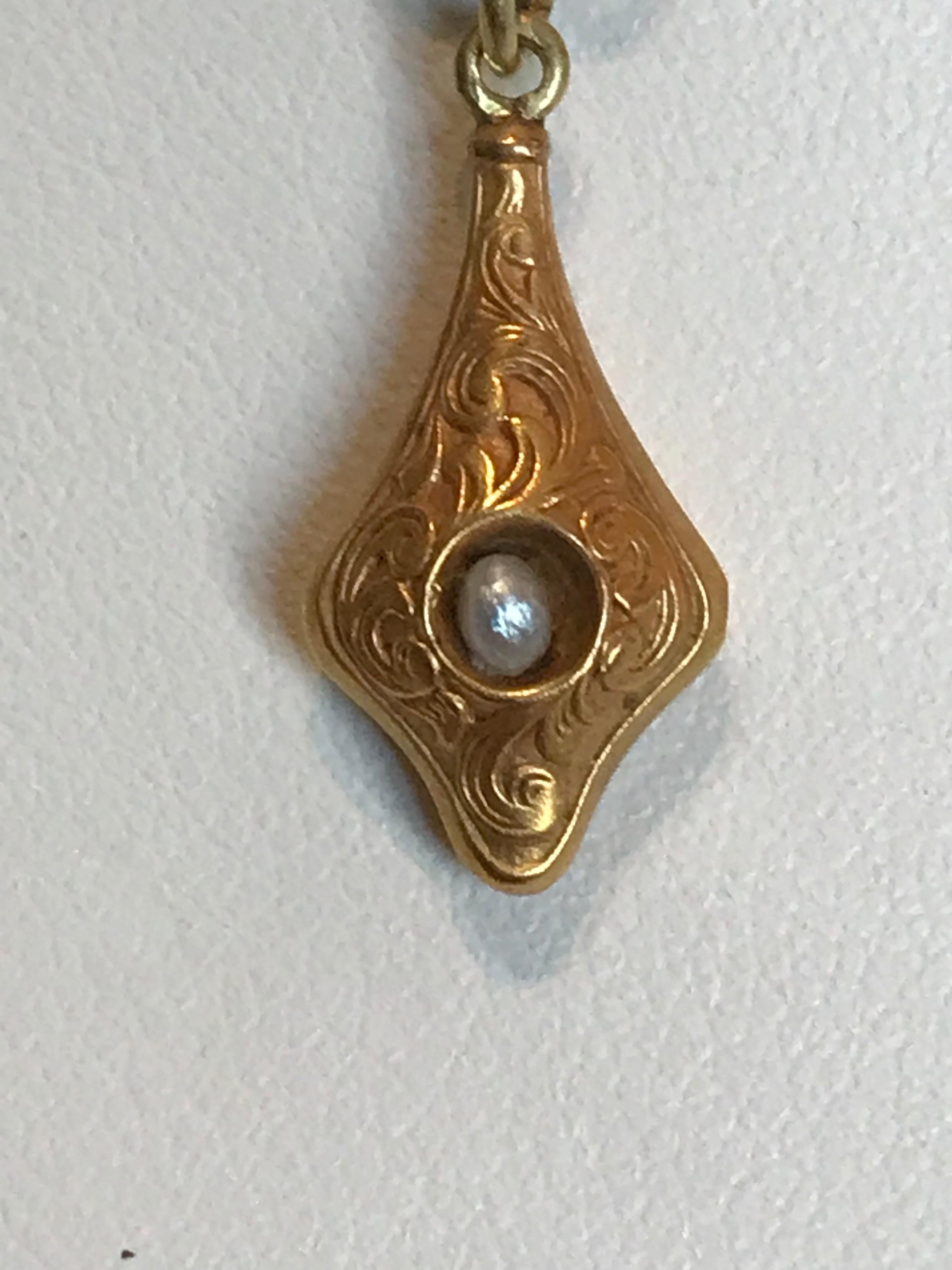 Art Nouveau Gold and Pearl pendant, circa 1900 In Good Condition In St. Catharines, ON