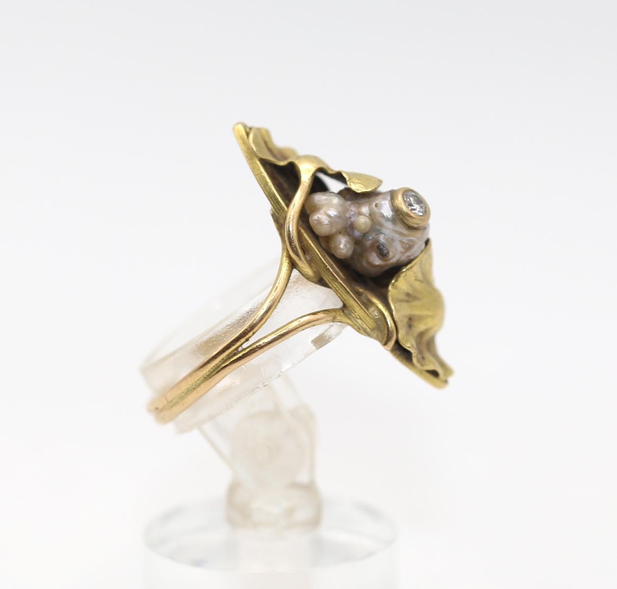Women's Art Nouveau Gold Diamond Pearl Ring, 1925 For Sale