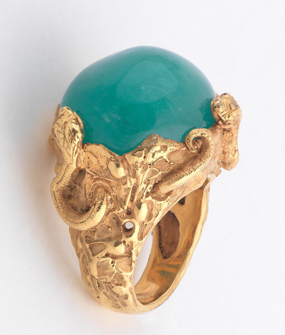 Emerald Cut Art Nouveau Gold Emerald Cabochon Ring Italian, circa 1900