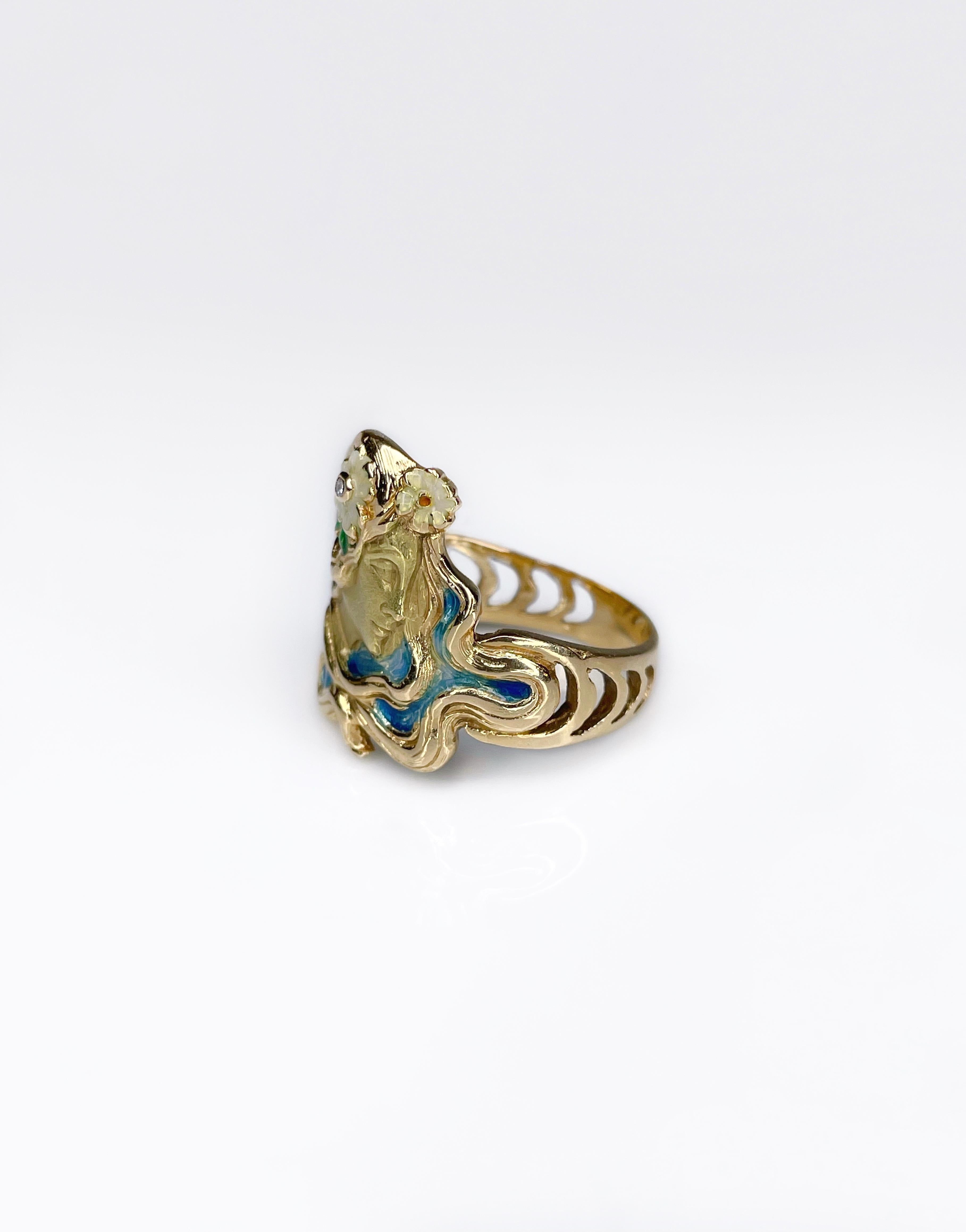 Brilliant Cut Art Nouveau Gold Enamel and Diamonds Ring Depicting the Face of Daisy Goddess