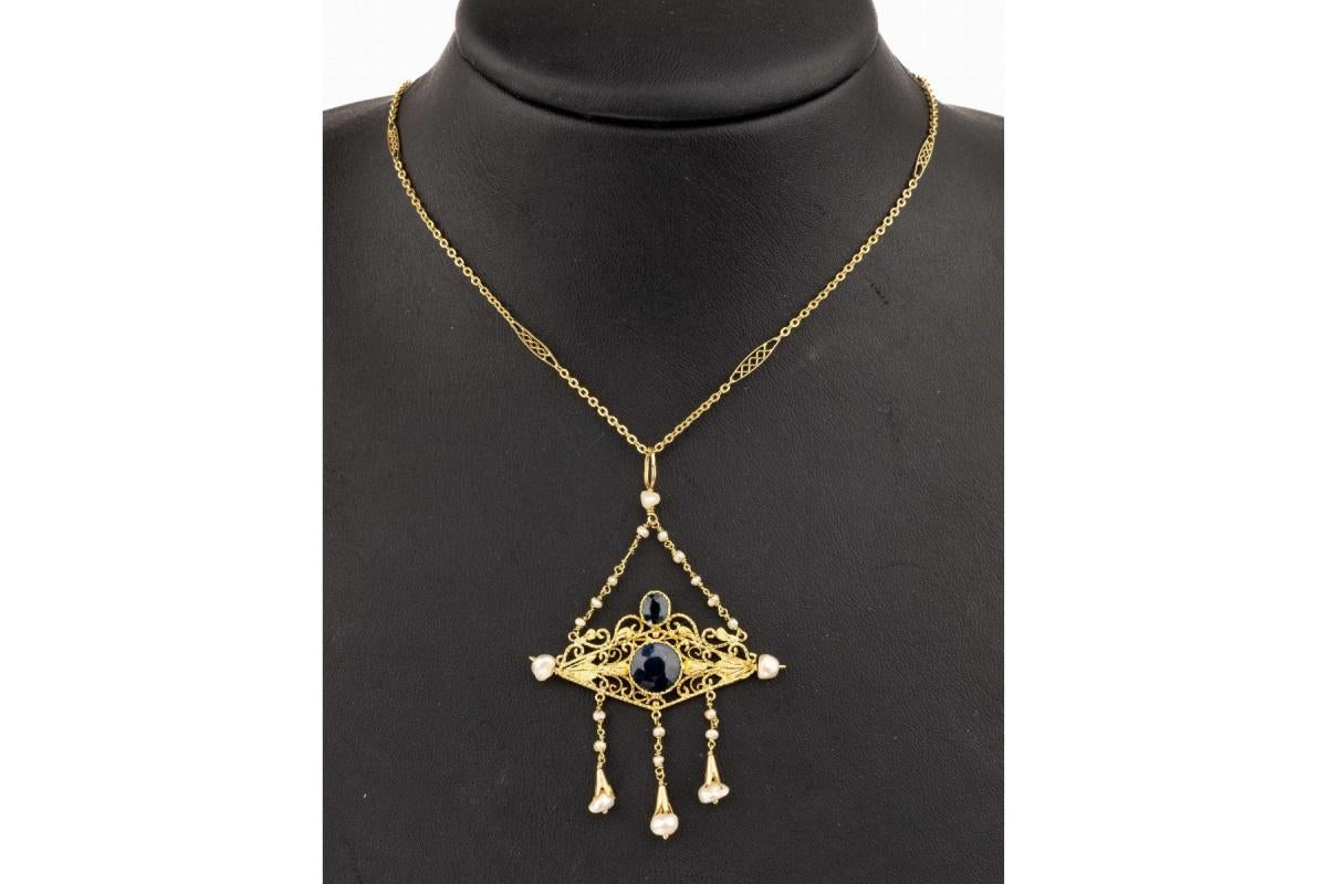 da uomo o donna Art Nouveau gold necklace with sapphires and pearls, circa 1900. in vendita