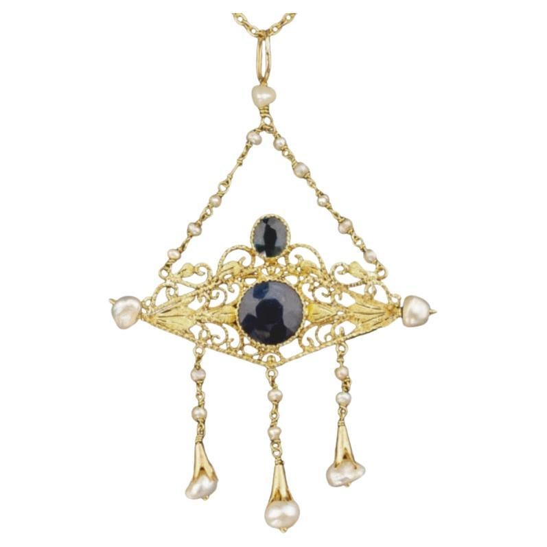 Art Nouveau gold necklace with sapphires and pearls, circa 1900.