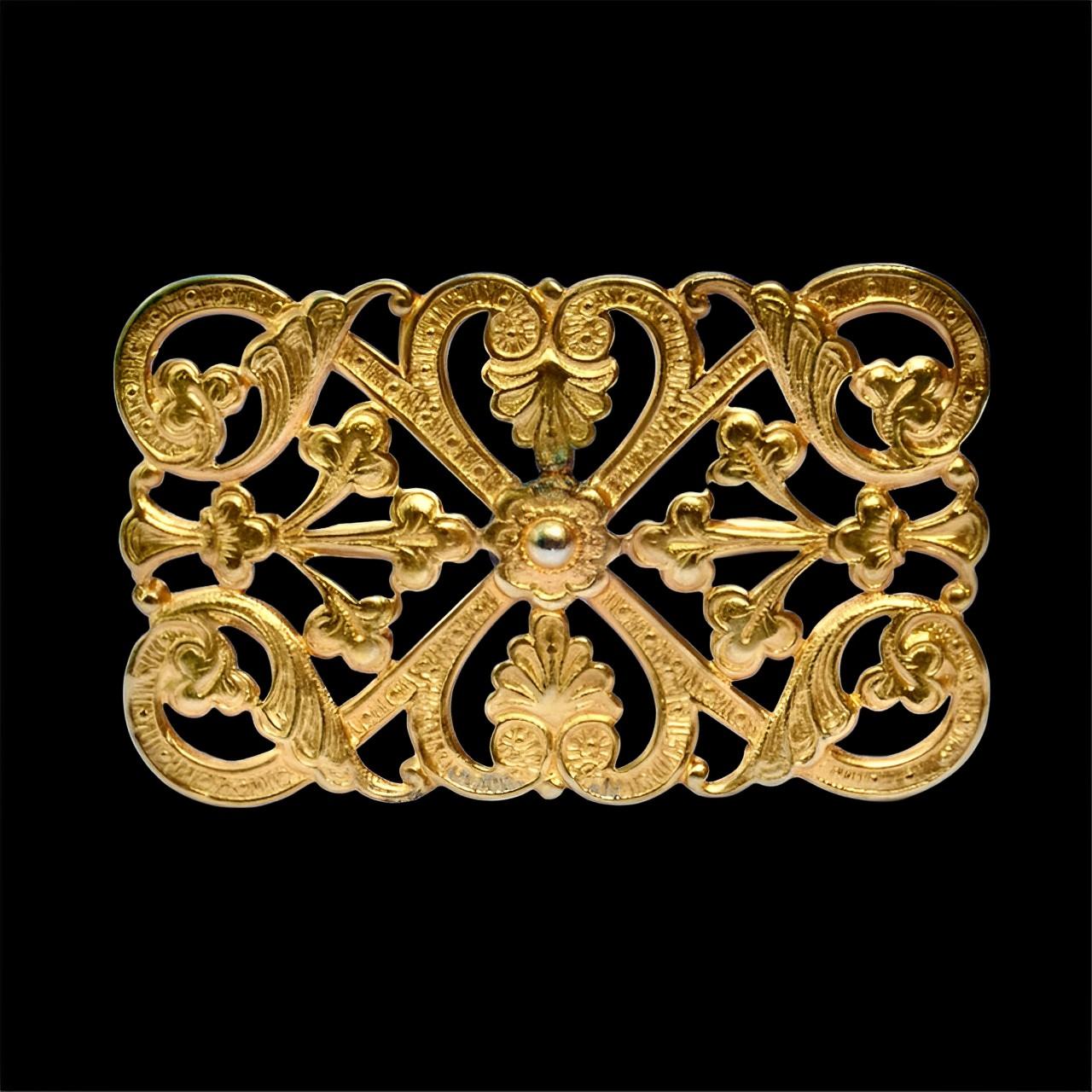 Alfiler de sombrero Art Nouveau chapado en oro en venta 2