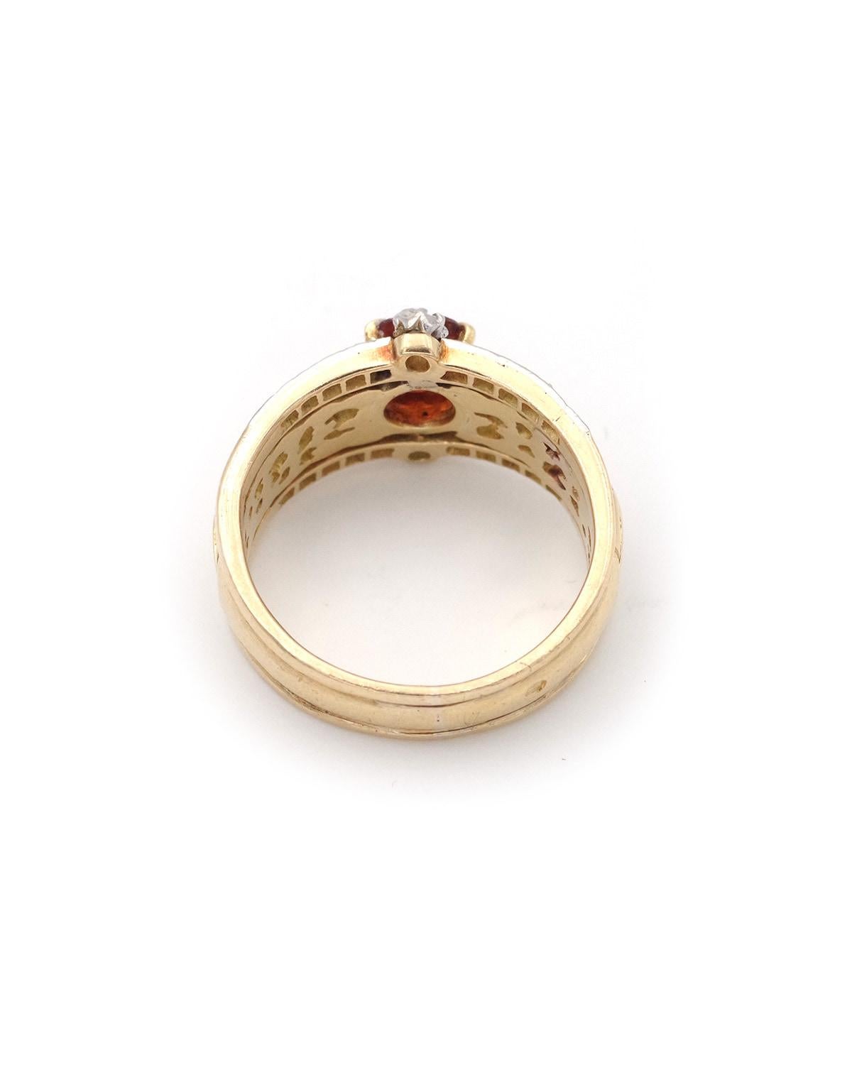 Anello con granato vischio golfistico in stile Art Nouveau, anello a fascia in hessonite antico In condizioni buone in vendita a PARIS, FR