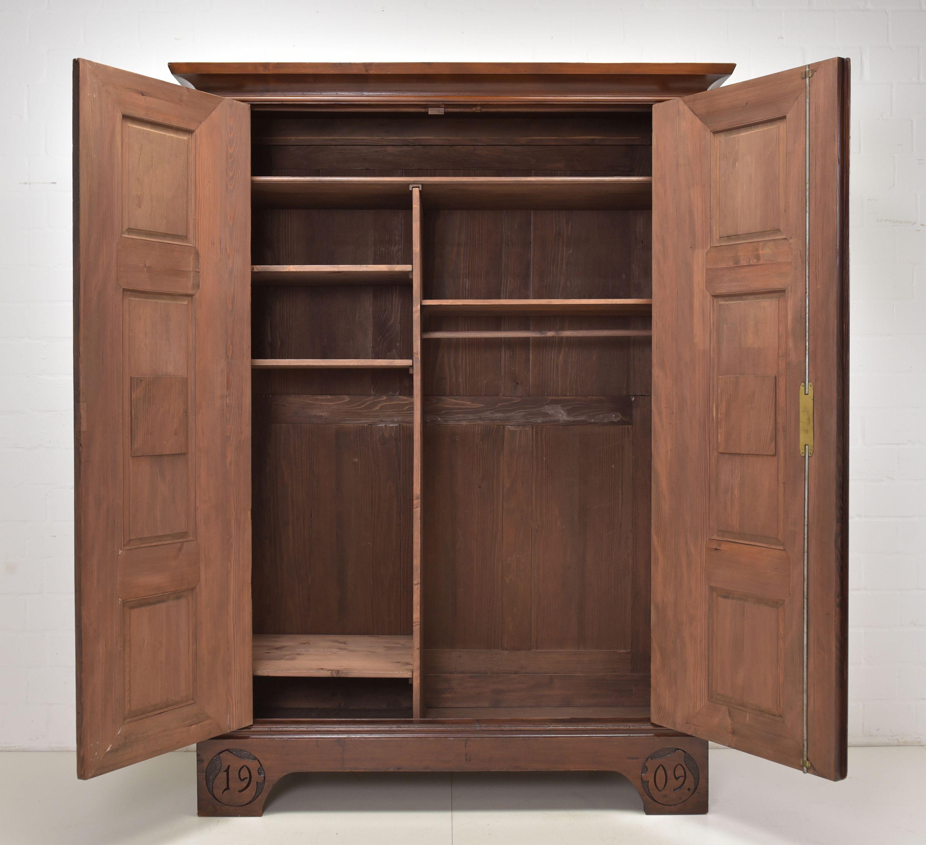 armoire fine couloir