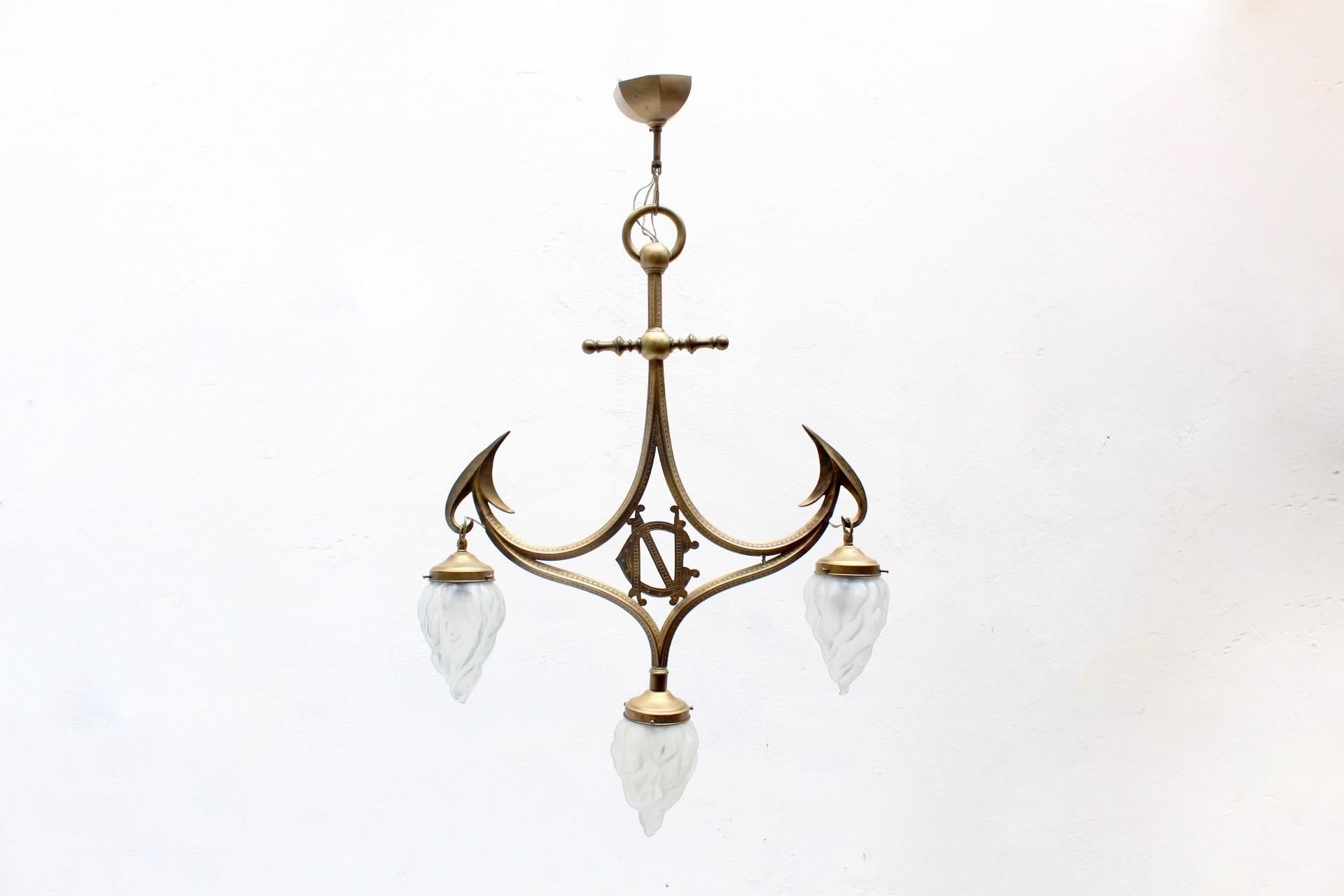Art Nouveau Gothic Revival Brass & Glass 3-Light Pendant Lamp, 1910s For Sale 3
