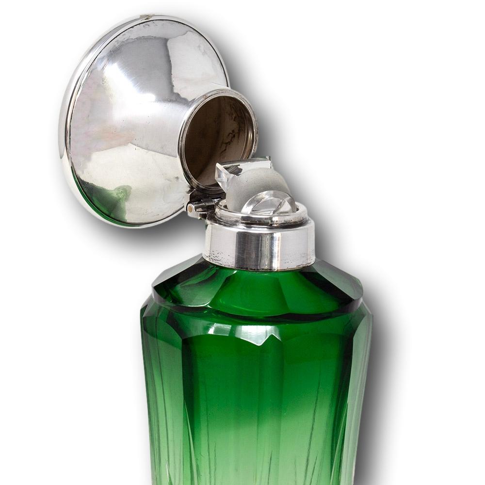 Art Nouveau Gradient Perfume Bottle For Sale 2