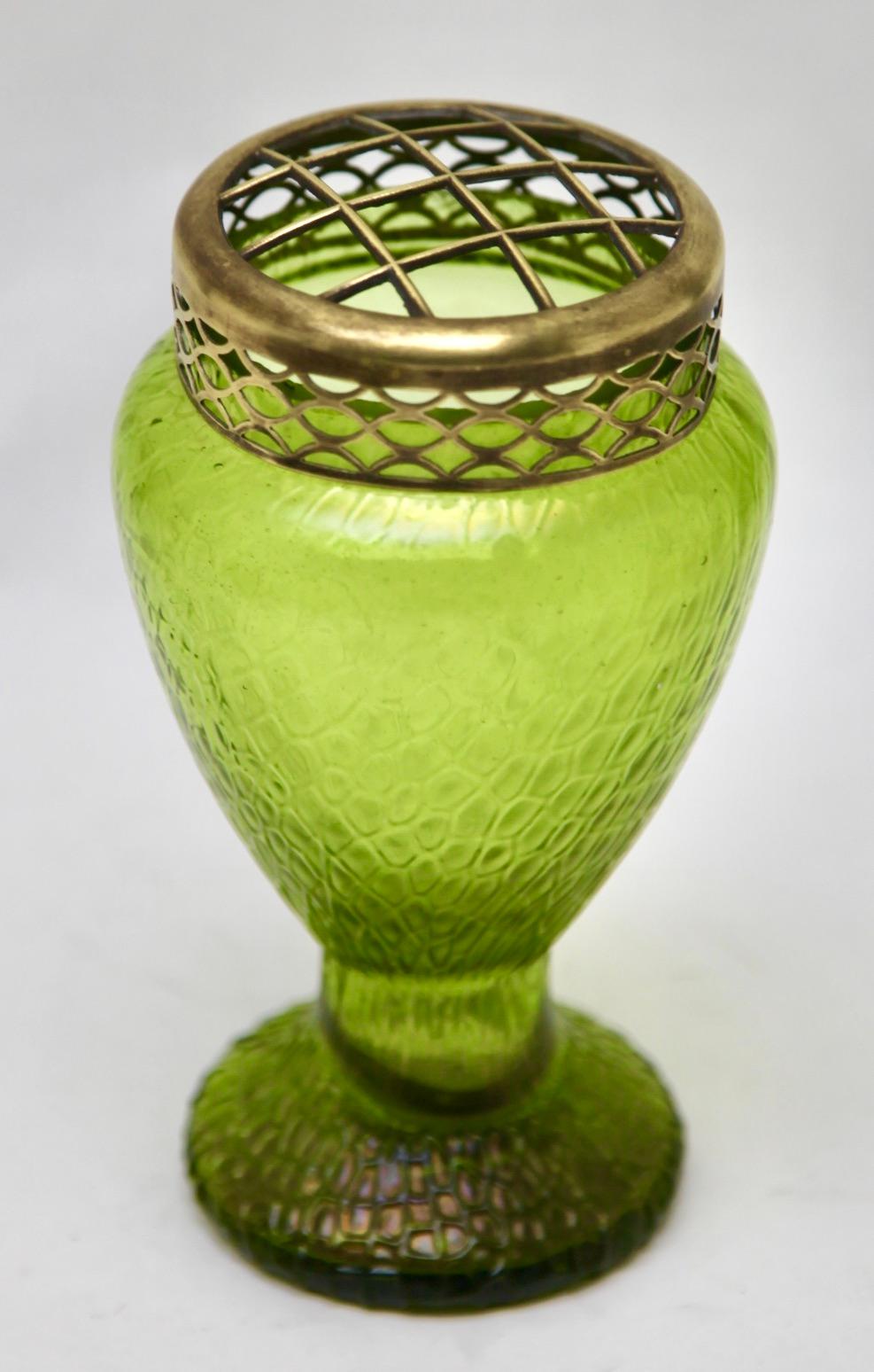Czech Art Nouveau Green iridescent glass Pique Fleurs' vase by Loetz' with Grille For Sale