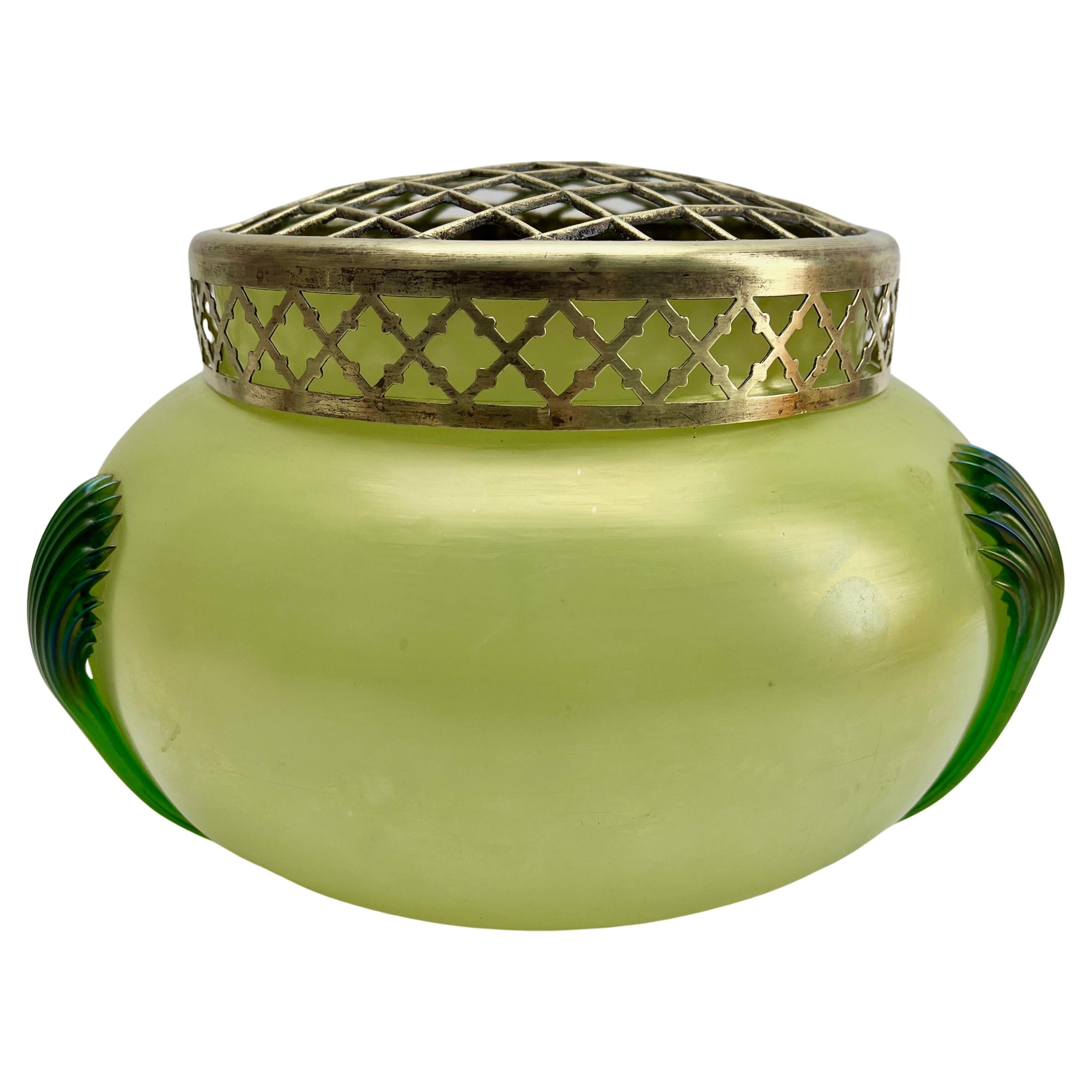 Art Nouveau Green iridescent glass Pique Fleurs' vase by Loetz' with Grille For Sale