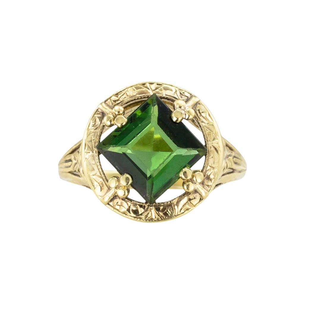 Art Nouveau Green Tourmaline Yellow Gold Ring In Good Condition In Los Angeles, CA