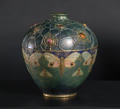 Jugendstil-Vase Semiramis von RStK Amphora, Bijou, Schmetterling und Spinnenweb