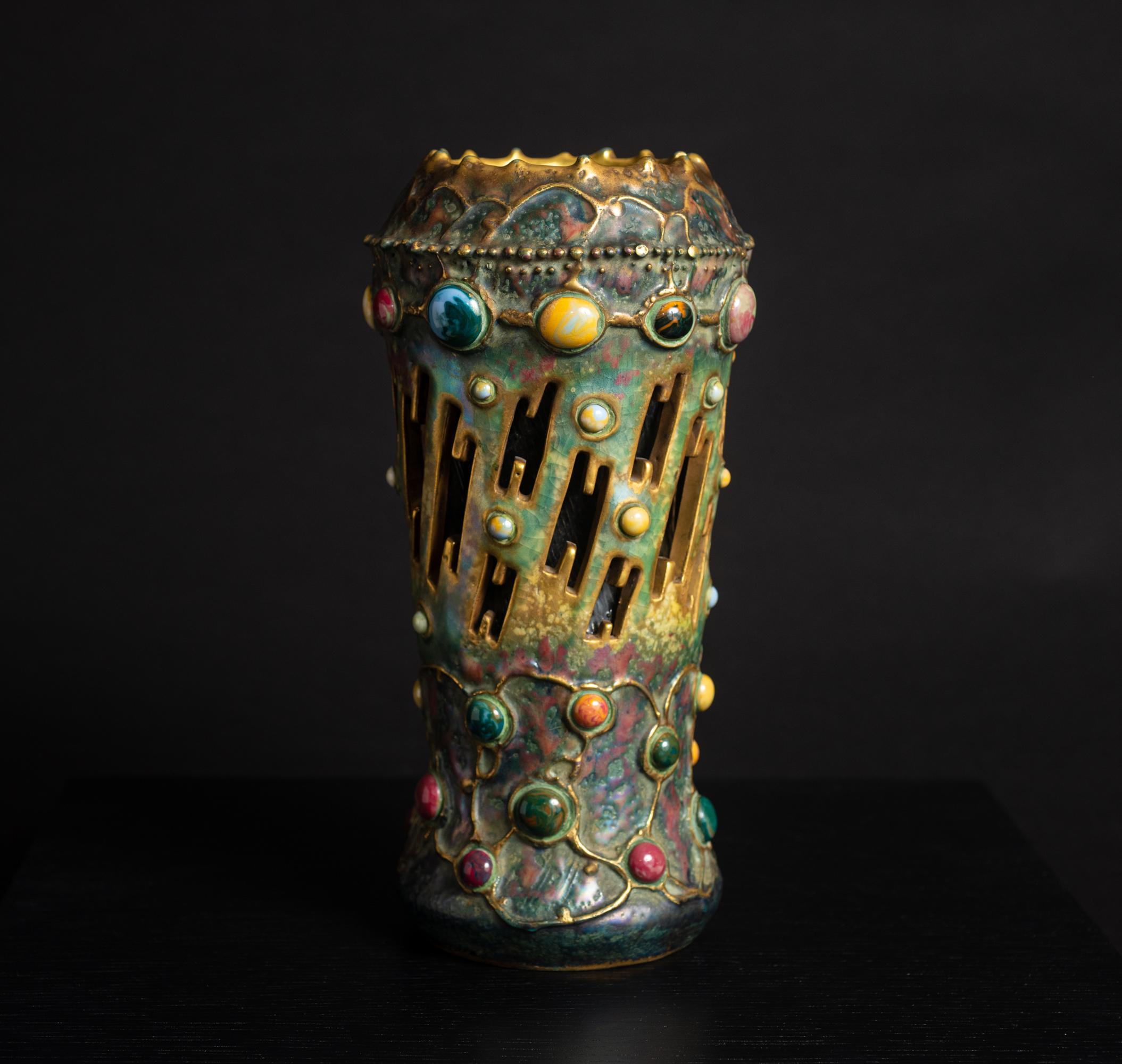 Art nouveau Vase Art Nouveau Gres Bijou Lightning Bolt de RStK Amphora en vente