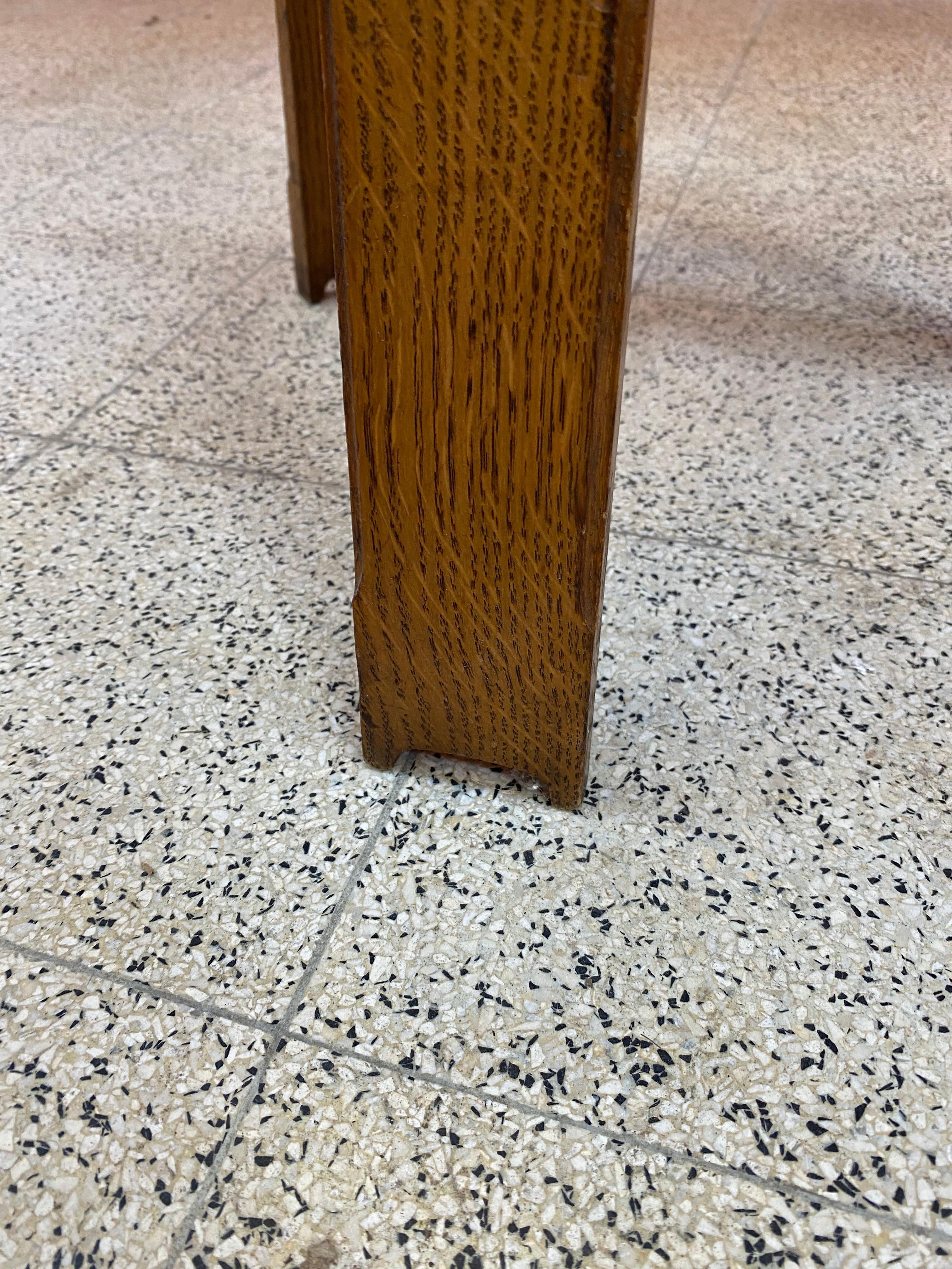 Quercia Gueridon Art Nouveau, in Oak e ottone, circa 1900 in vendita