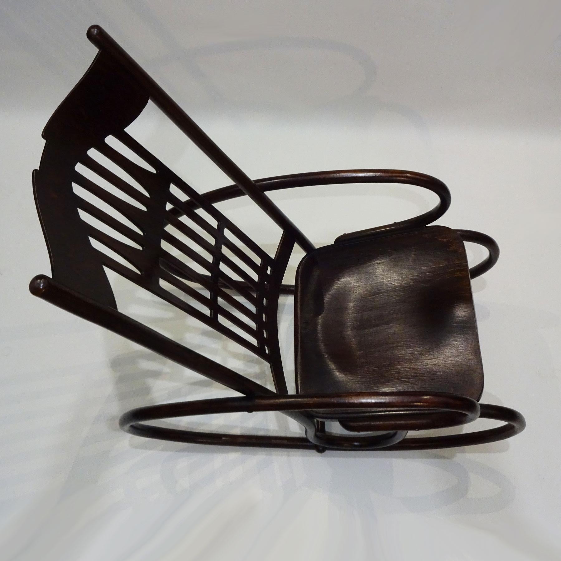 Beech Art Nouveau Gustav Siegel Designed Jacob and Josef Kohn Bentwood Rocking Chair