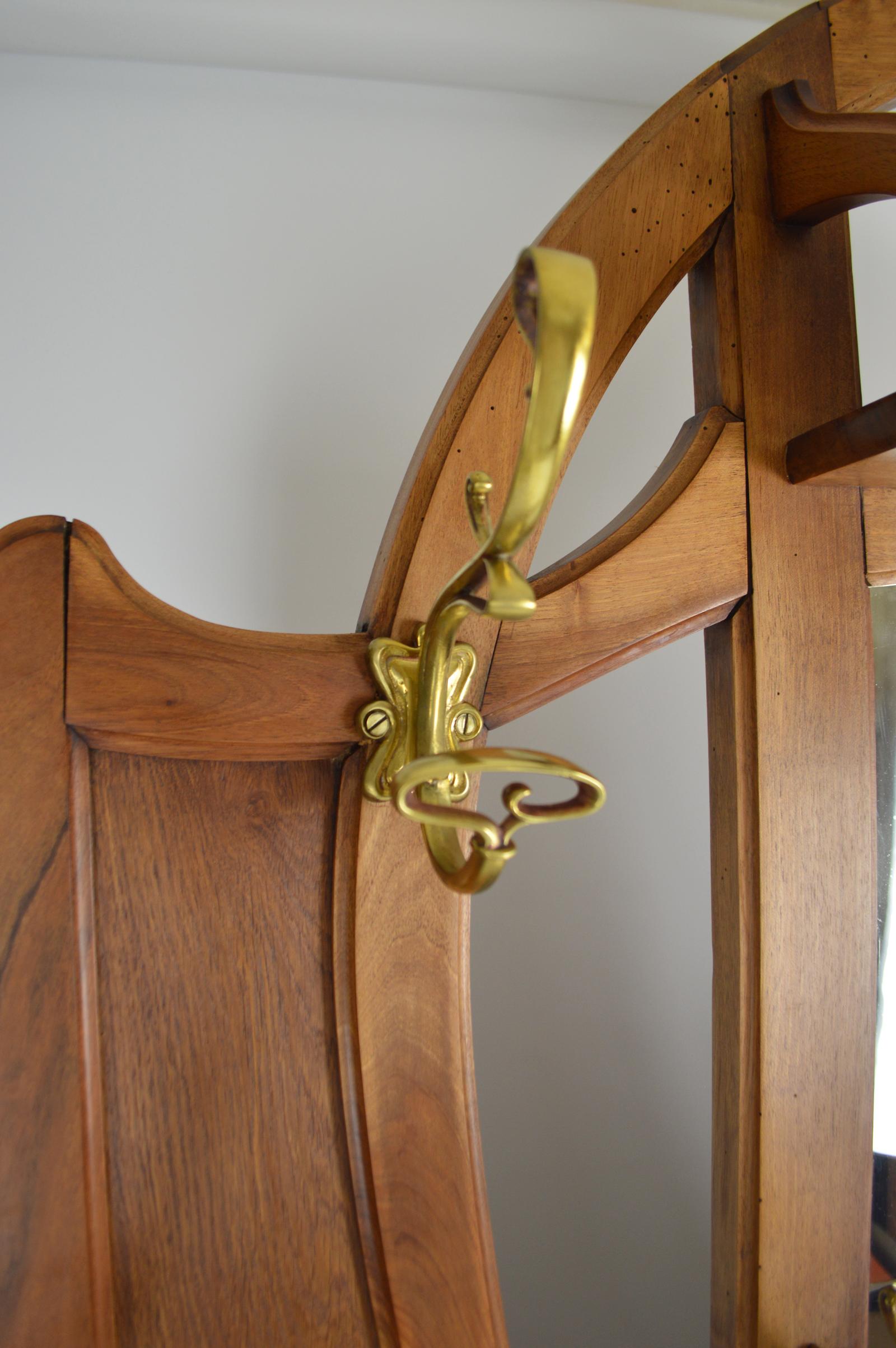 Early 20th Century Art Nouveau Hall Stand or Coat Rack in the Style of Serrurier-Bovy, circa 1900 For Sale