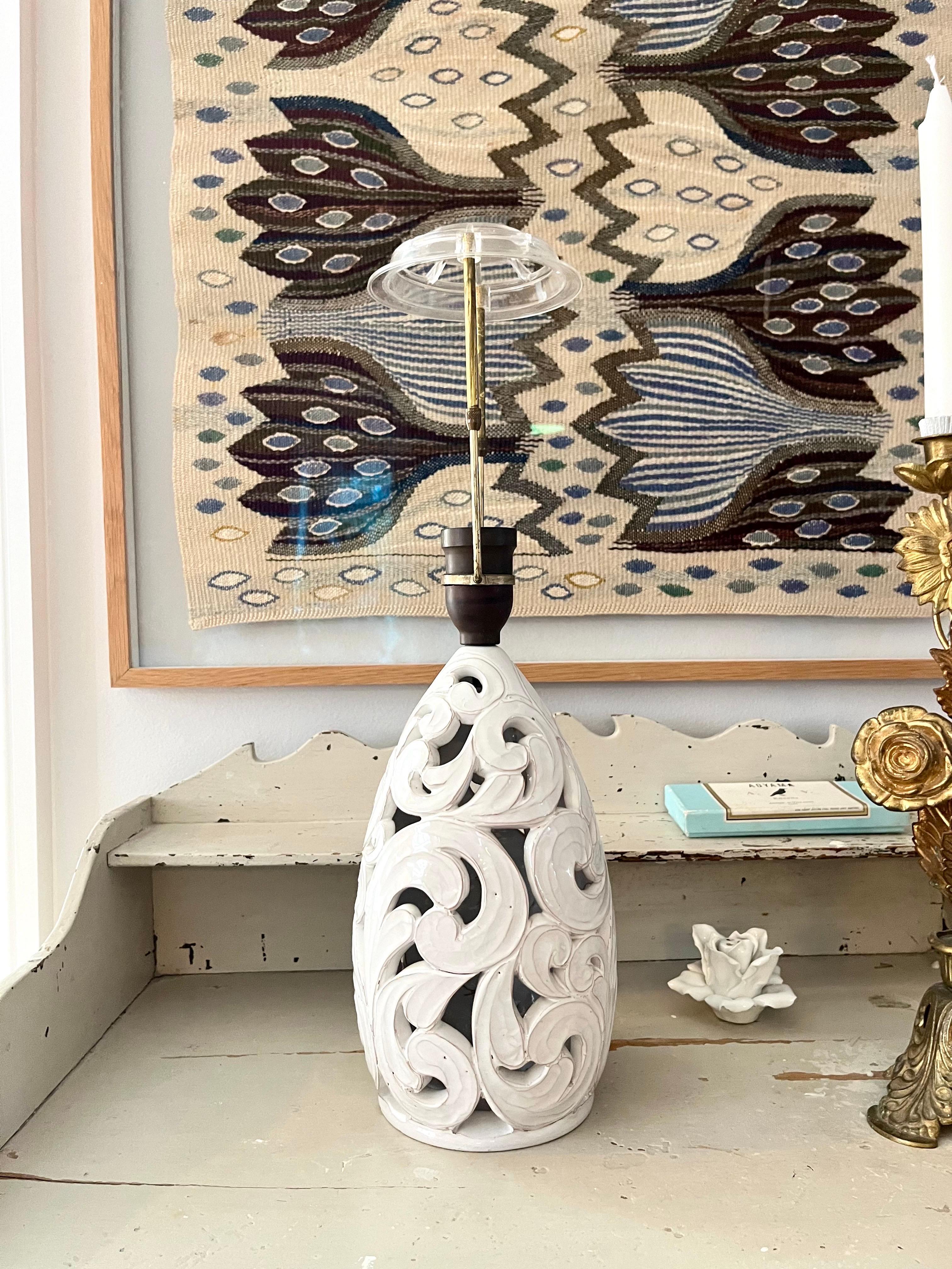 Début du 20ème siècle Lampe de table Art nouveau en céramique modelée à la main, Klein Unica, années 1920 en vente