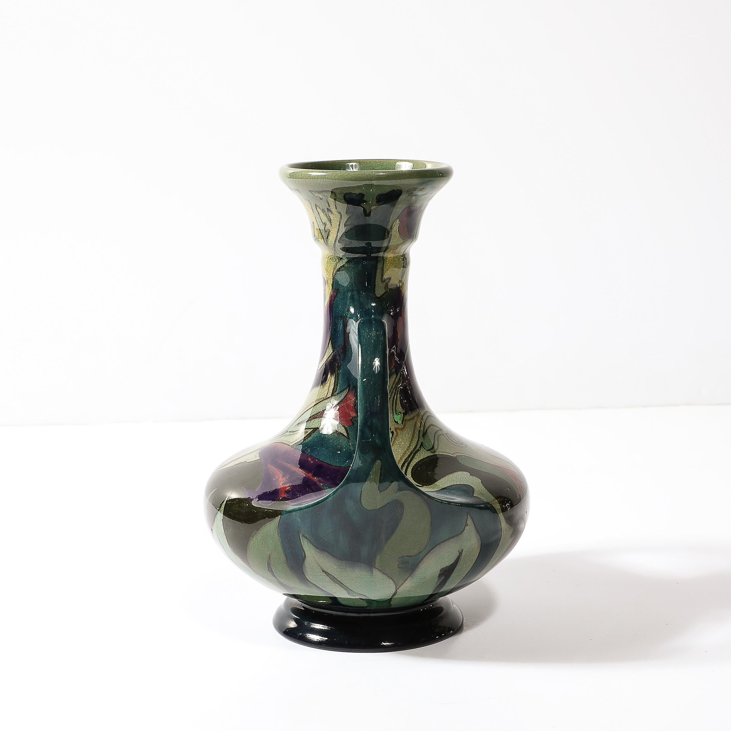 Jugendstilvase aus handbemalter Keramik, signiert Gouda im Angebot 6