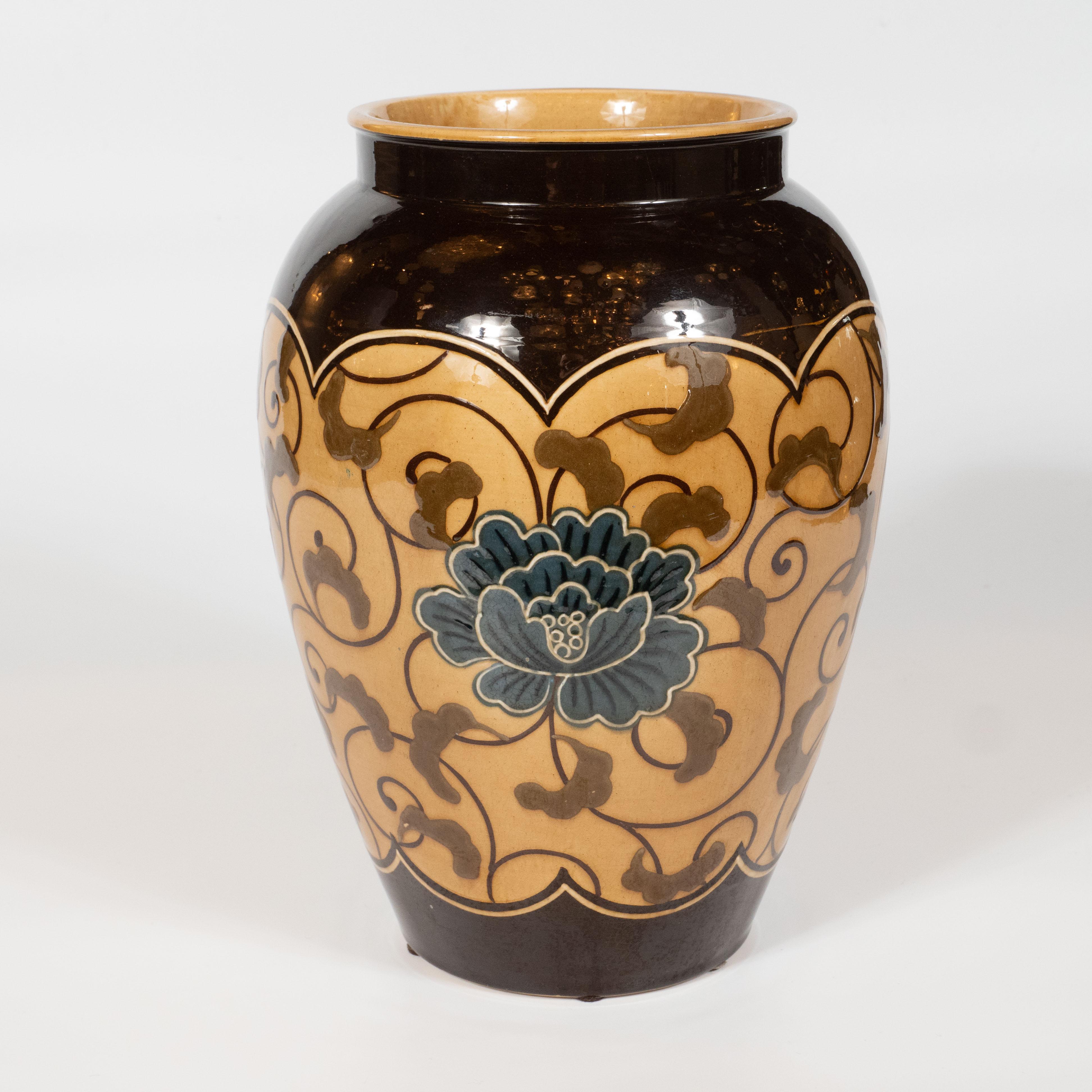 Handbemalte Wedgewood-Vase aus Wedgewood im Jugendstil mit Blumenmuster im Angebot 2
