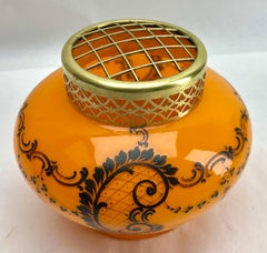 Vaso "Pique Fleurs" in vetro dipinto a mano in stile Art Nouveau di Kralik' con griglia
