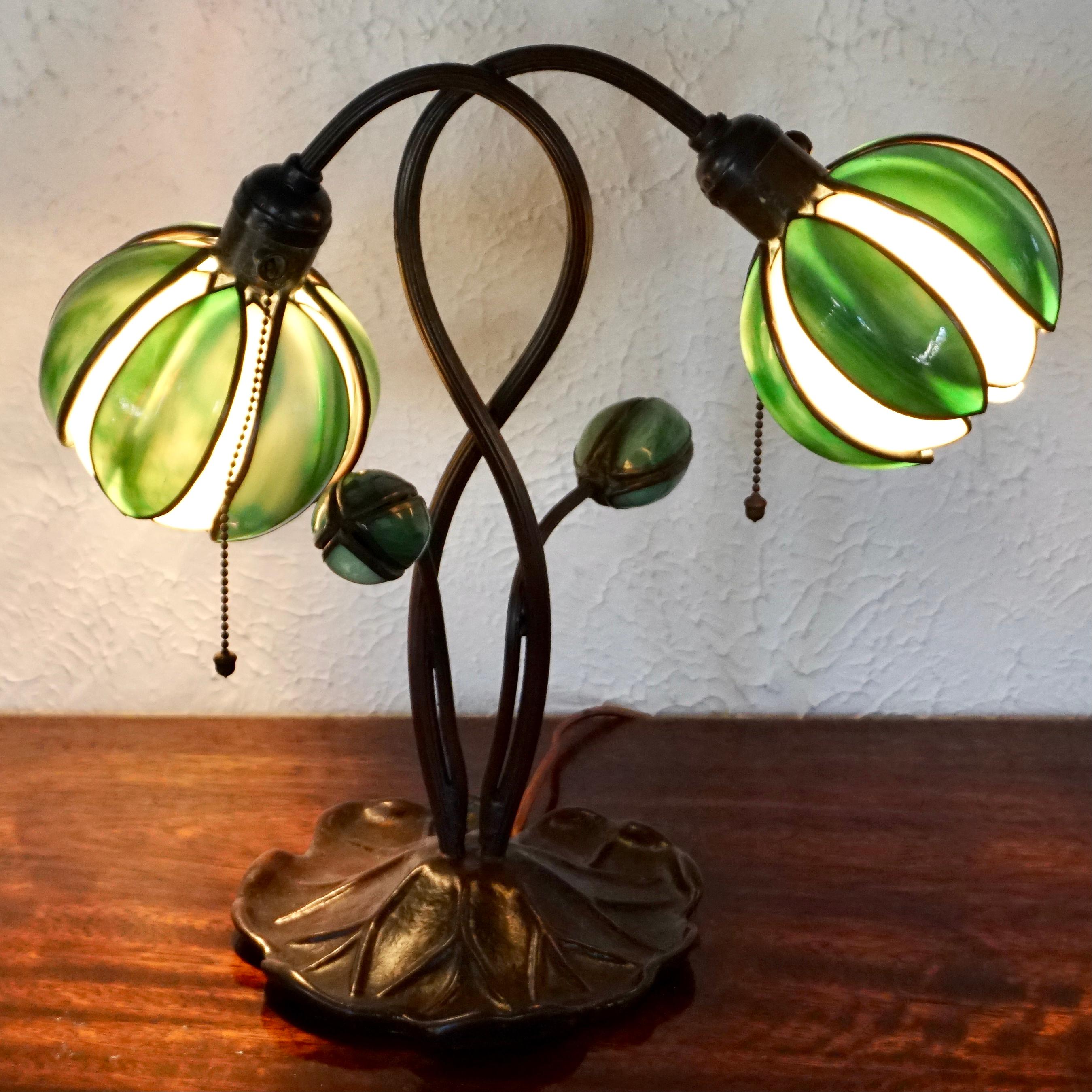 Art nouveau Handel Two Light Lily Desk Lamp 1