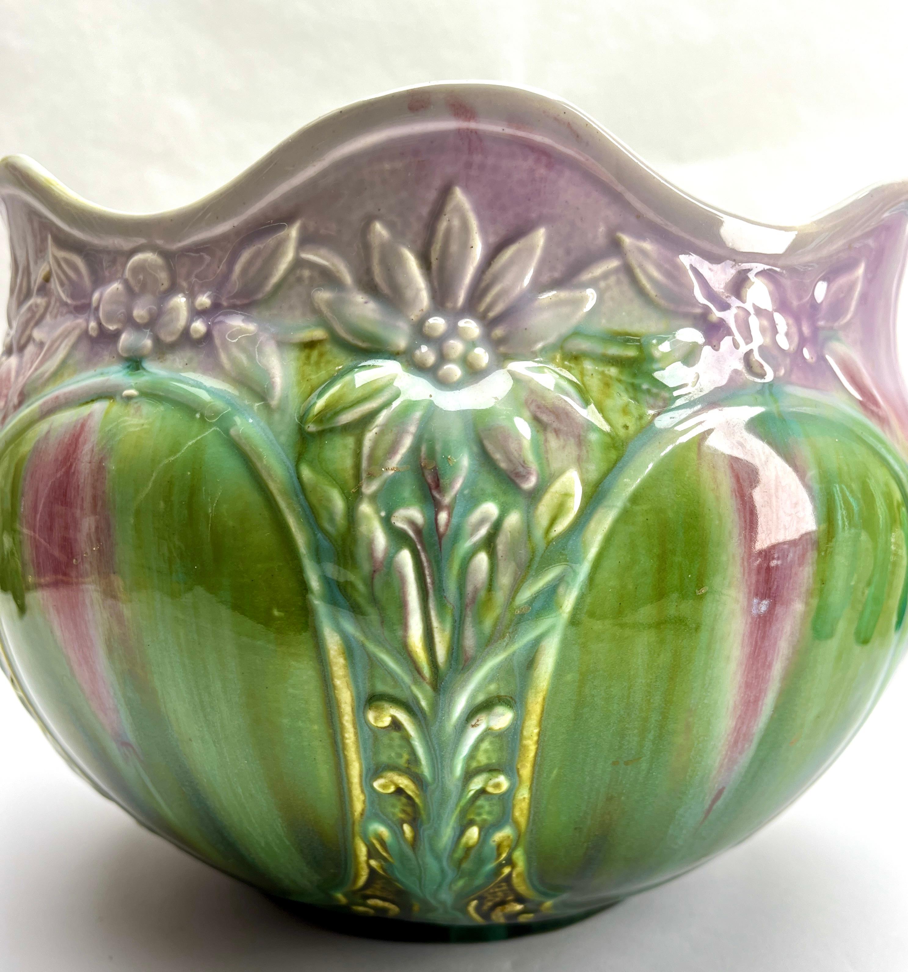 Vernissé Jardinière Art Nouveau faite et émaillée à la main, 1930 Belgique en vente