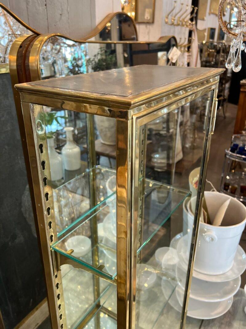 Art Nouveau Handsome Brass Display Cabinet, 1920s In Good Condition For Sale In Copenhagen K, DK