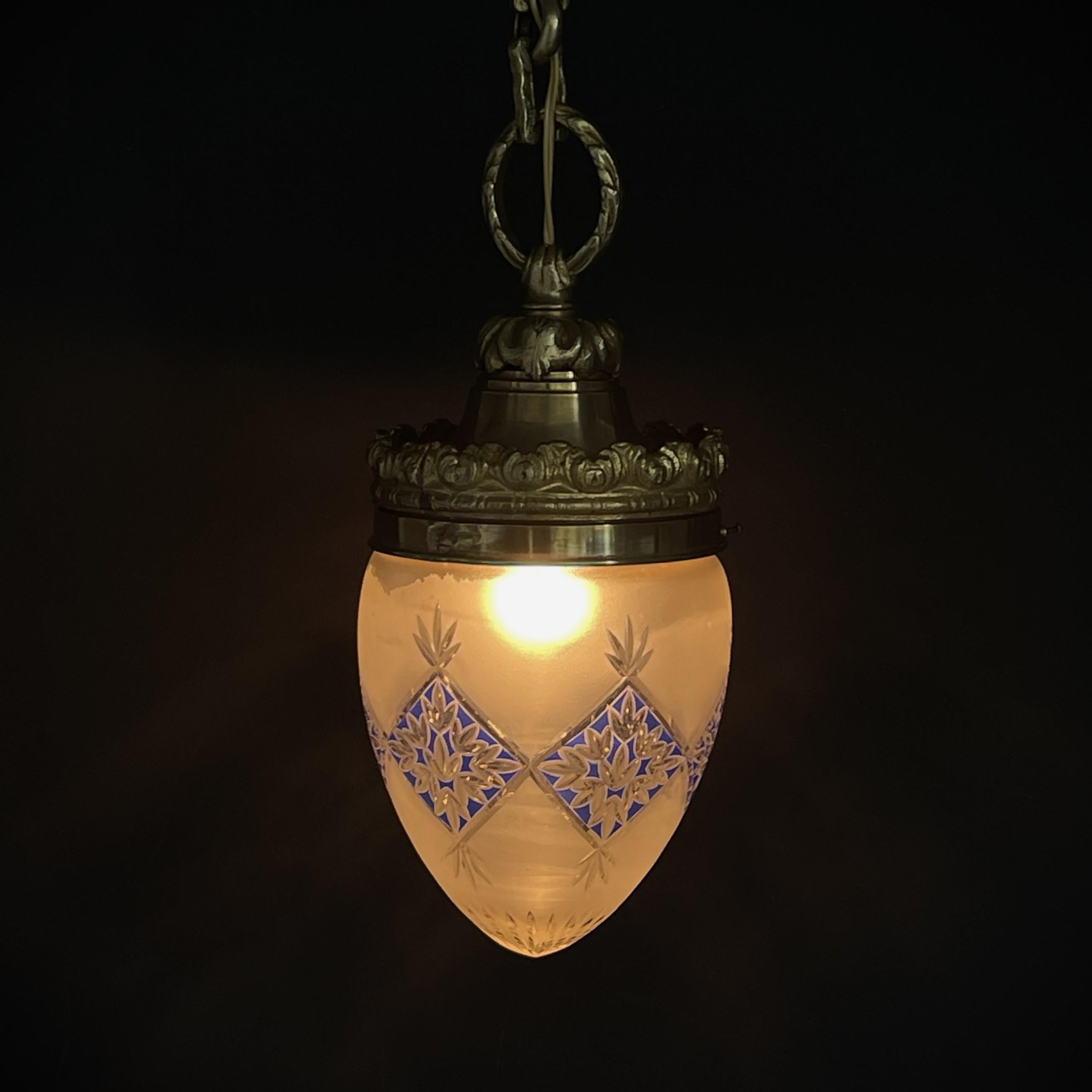 Ottone Lampada a sospensione Art Nouveau in bronzo, forma a goccia, 1900 in vendita