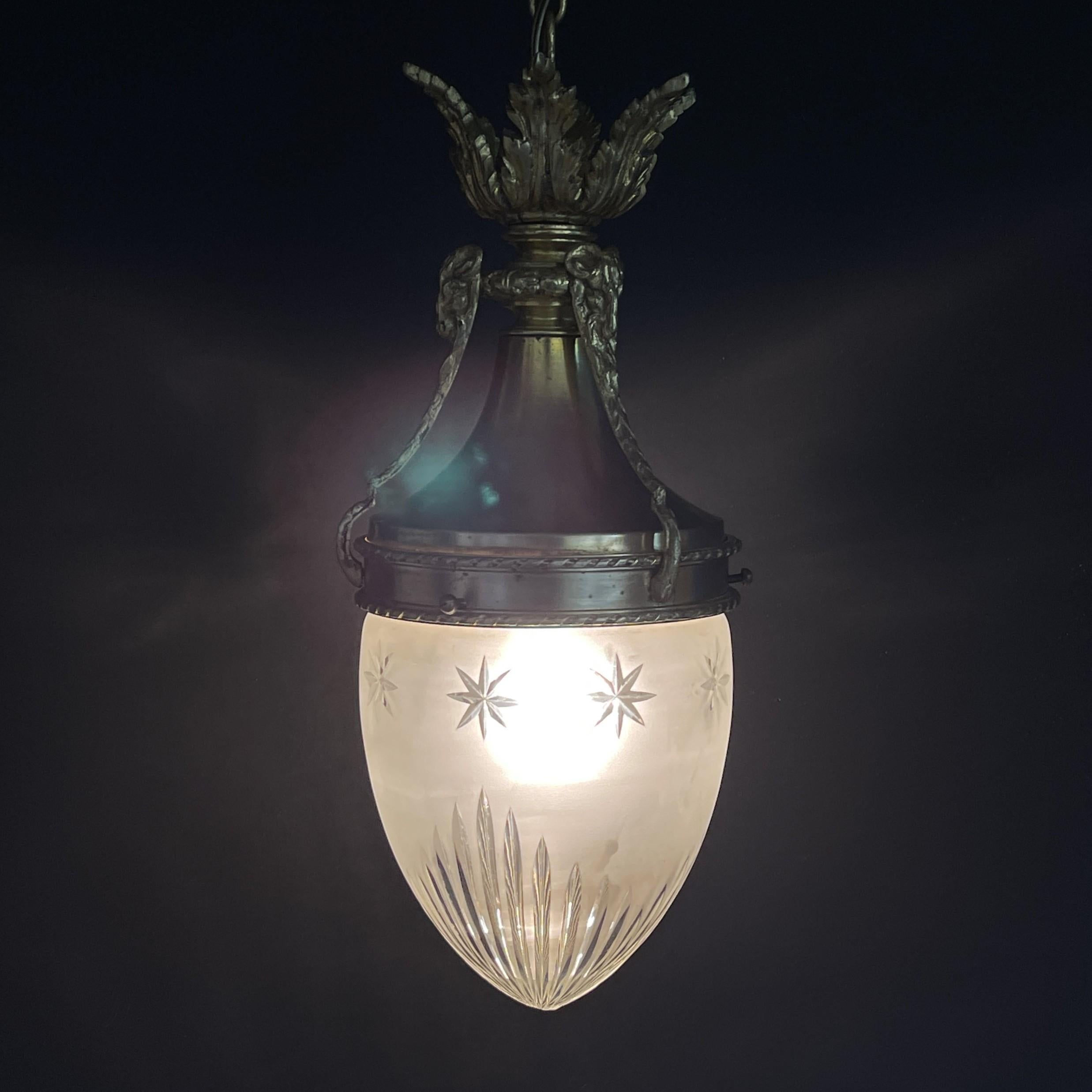 Lampada a sospensione Art Nouveau in bronzo, forma a goccia, 1900 in vendita 2