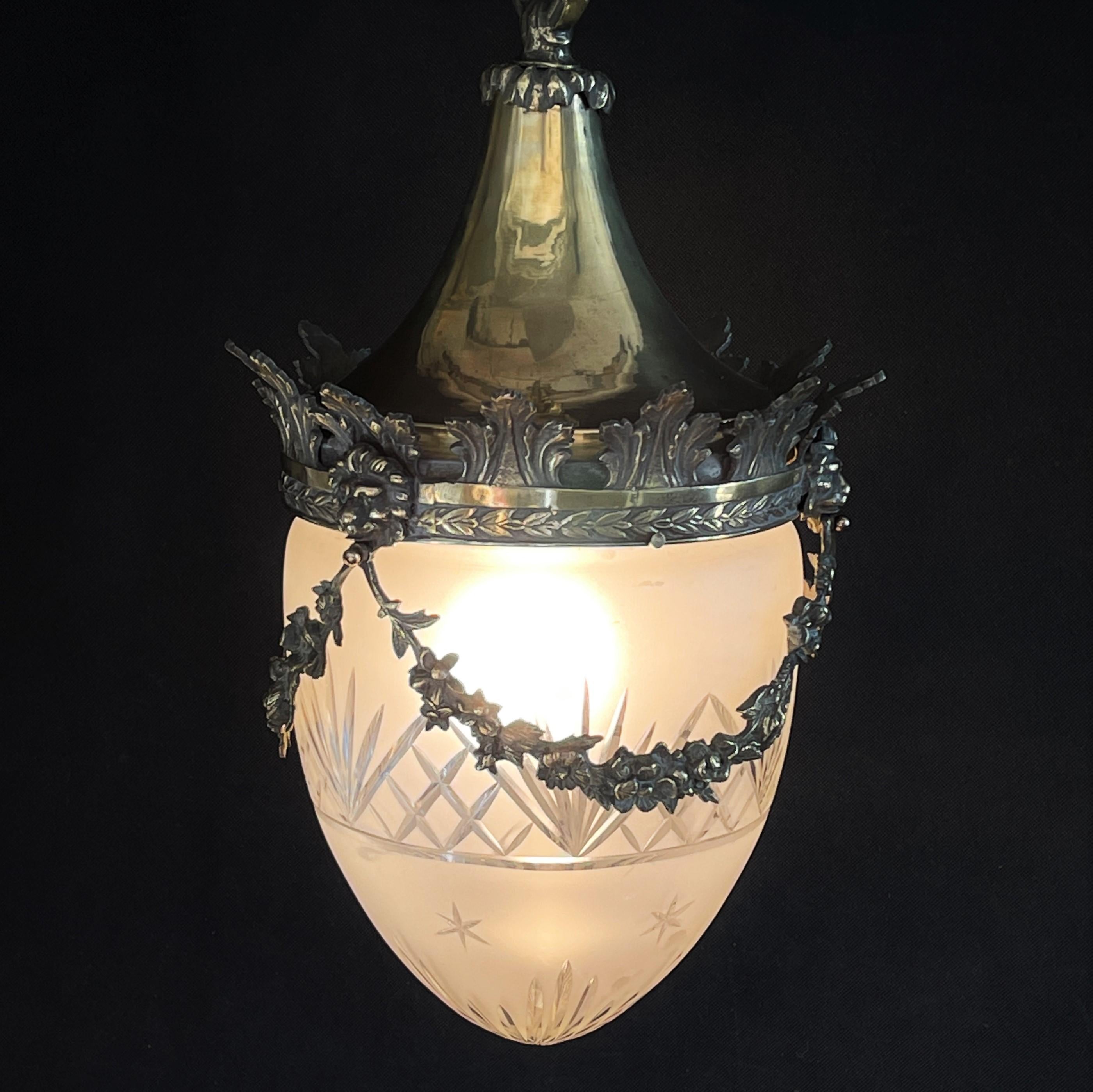 Lampe suspendue Art Nouveau en bronze, en forme de goutte d'eau, années 1910 en vente 1