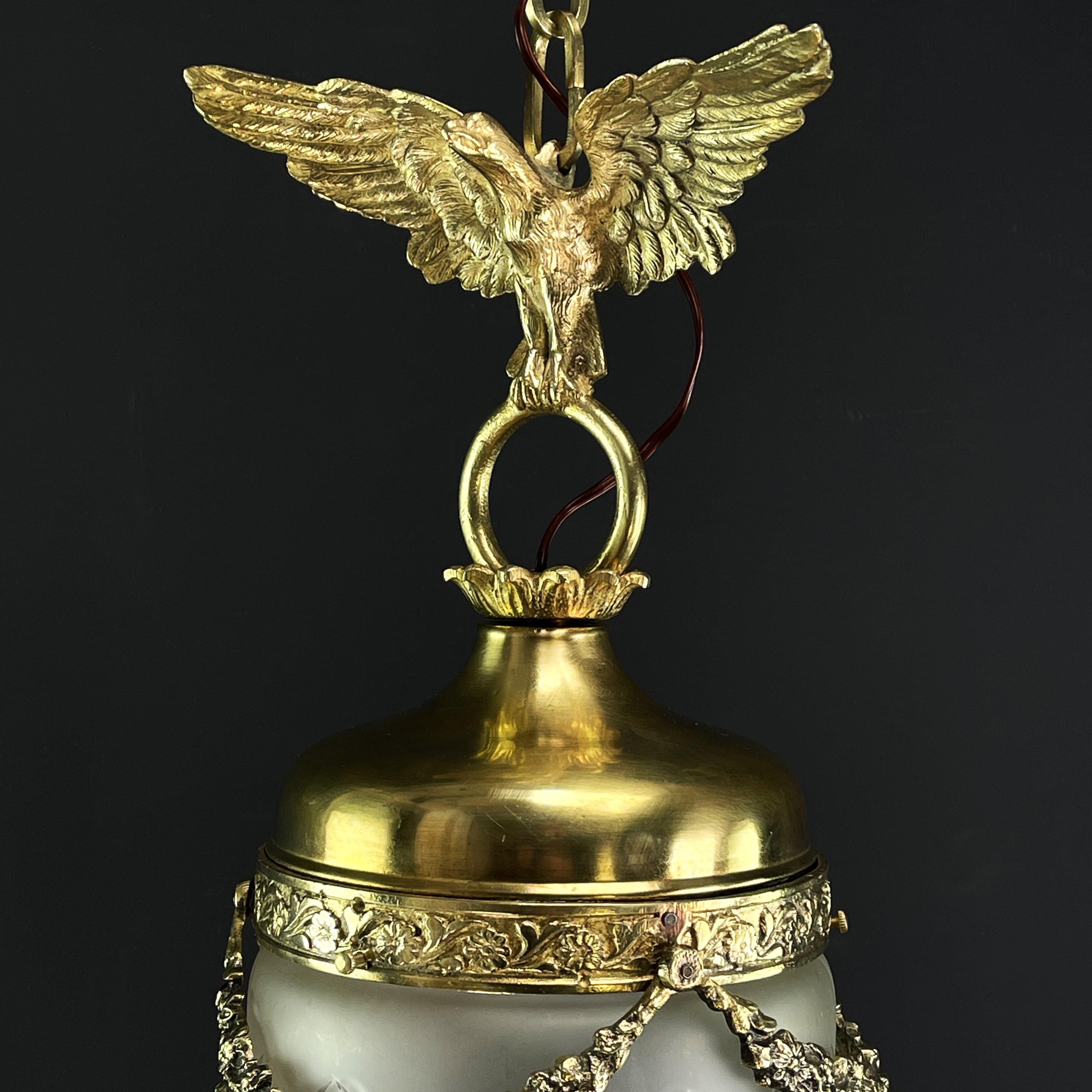 20ième siècle Lampe suspendue Art Nouveau avec aigle, en forme de goutte d'eau, années 1900 en vente