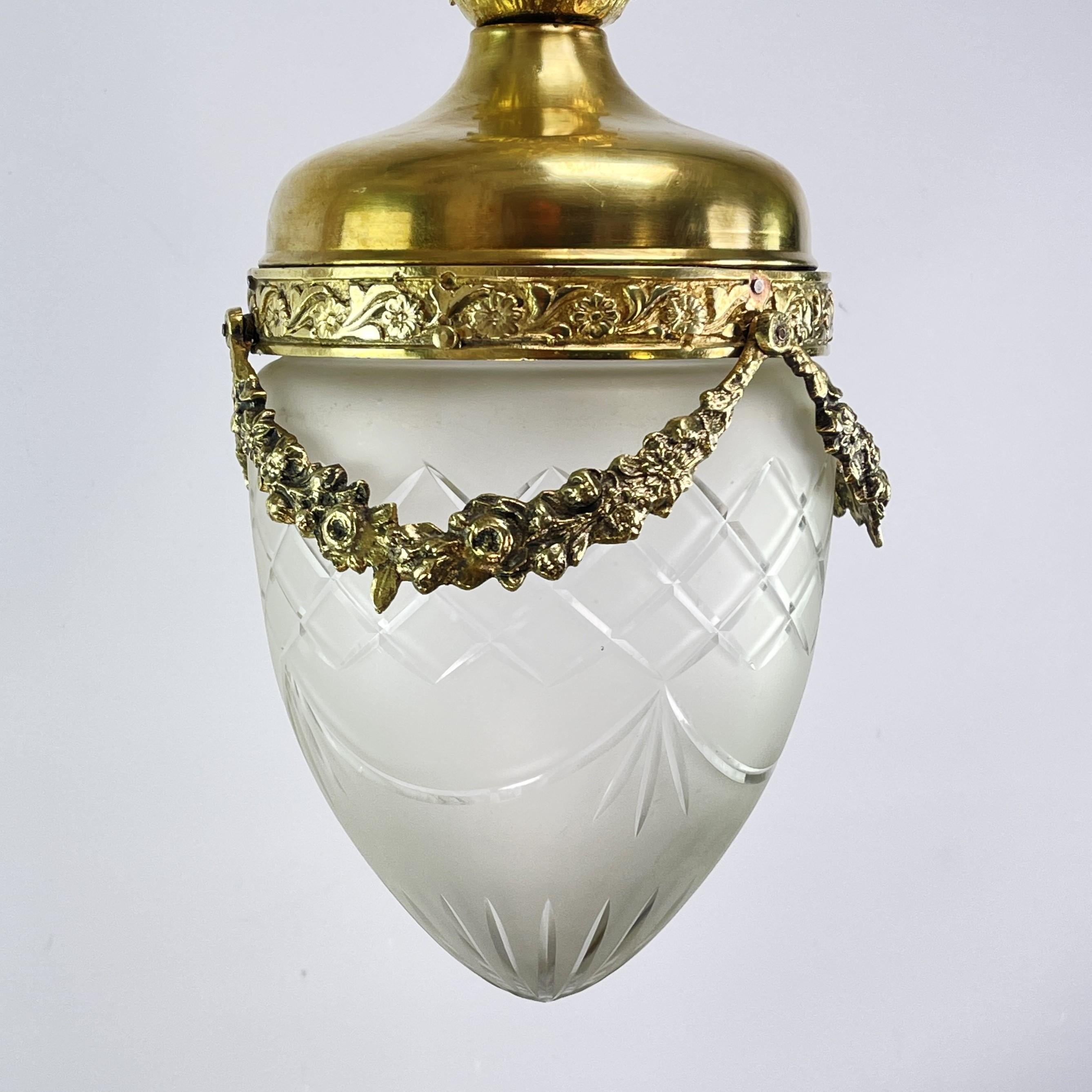 Laiton Lampe suspendue Art Nouveau avec aigle, en forme de goutte d'eau, années 1900 en vente