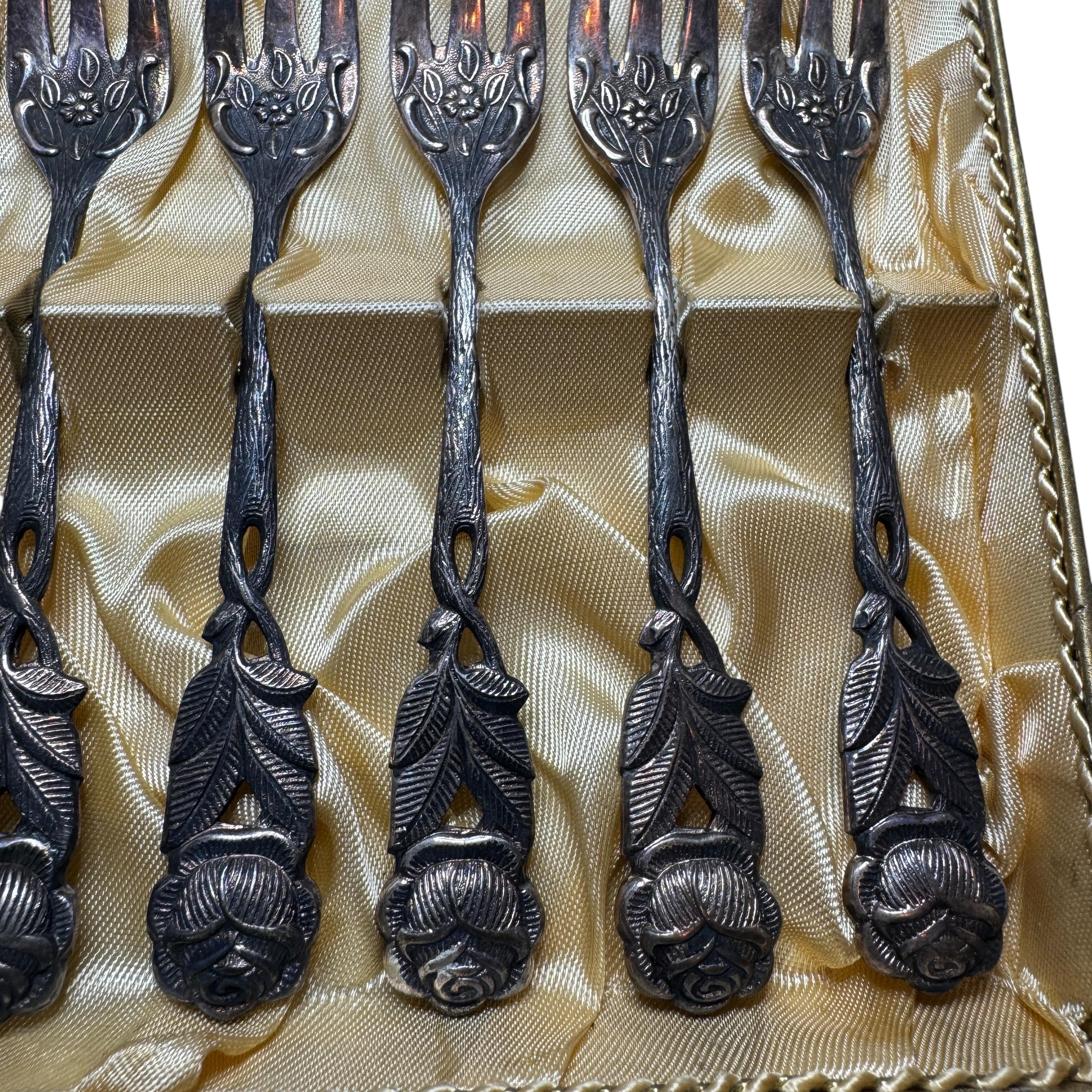 Art Nouveau Hildesheim Rose Silver Plate Cake Fork Flatware Set German, 6 Pieces siglo XX en venta