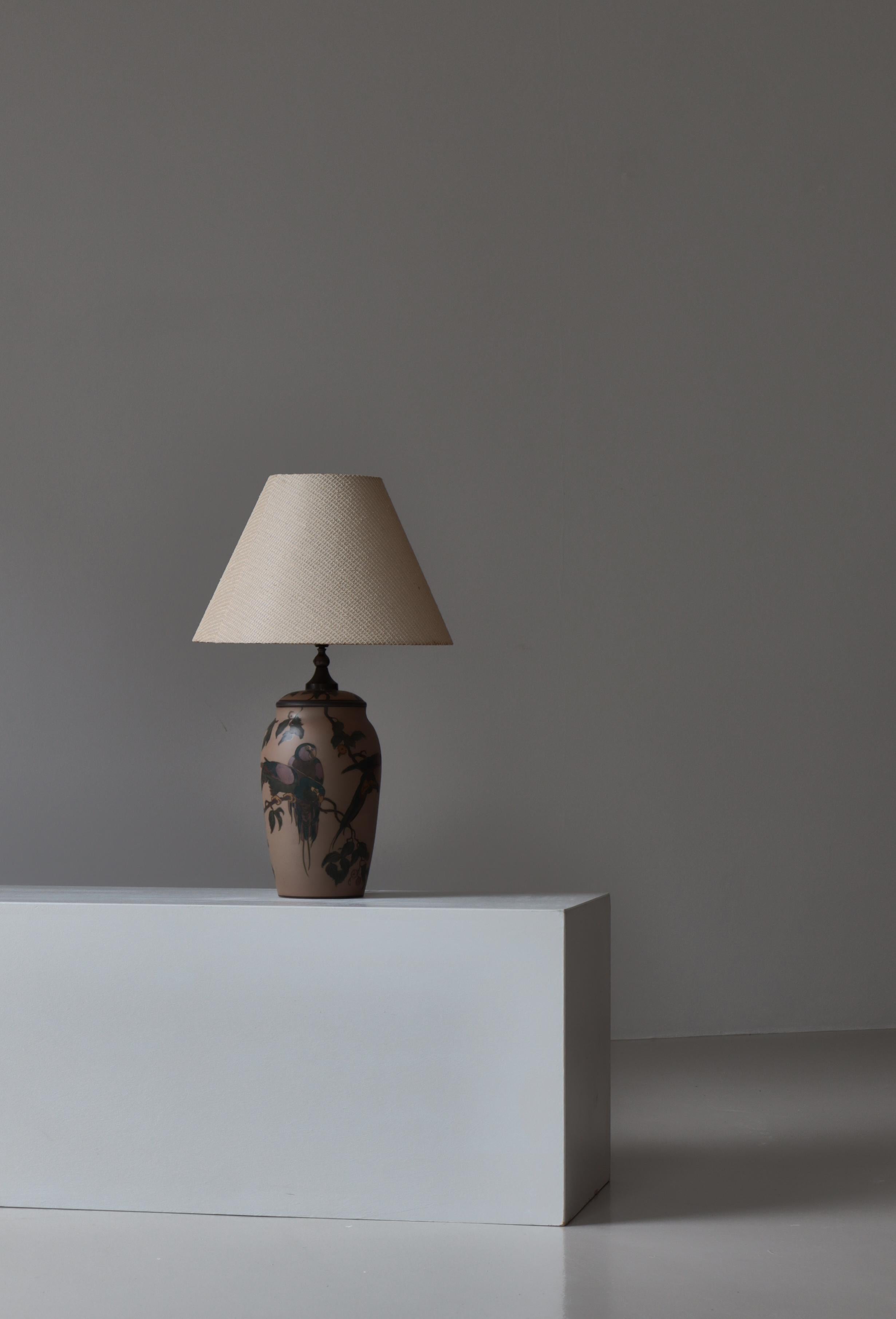 Lampe de table en céramique fabriquée chez 