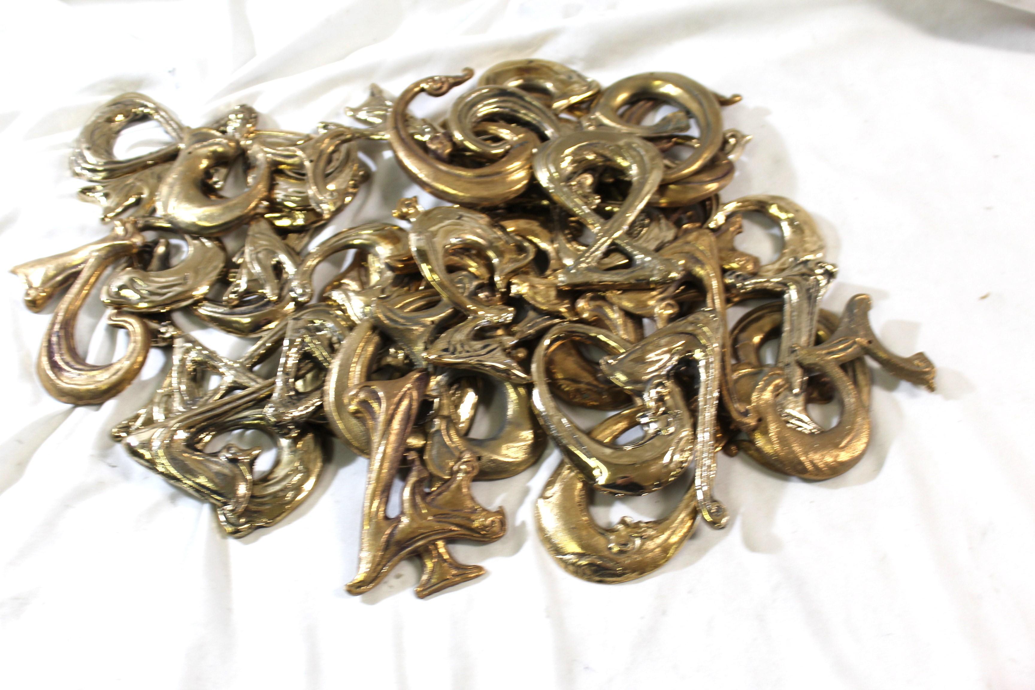 Art Nouveau House Numbers Bronze Made after Hector Guimard Designs (21. Jahrhundert und zeitgenössisch) im Angebot