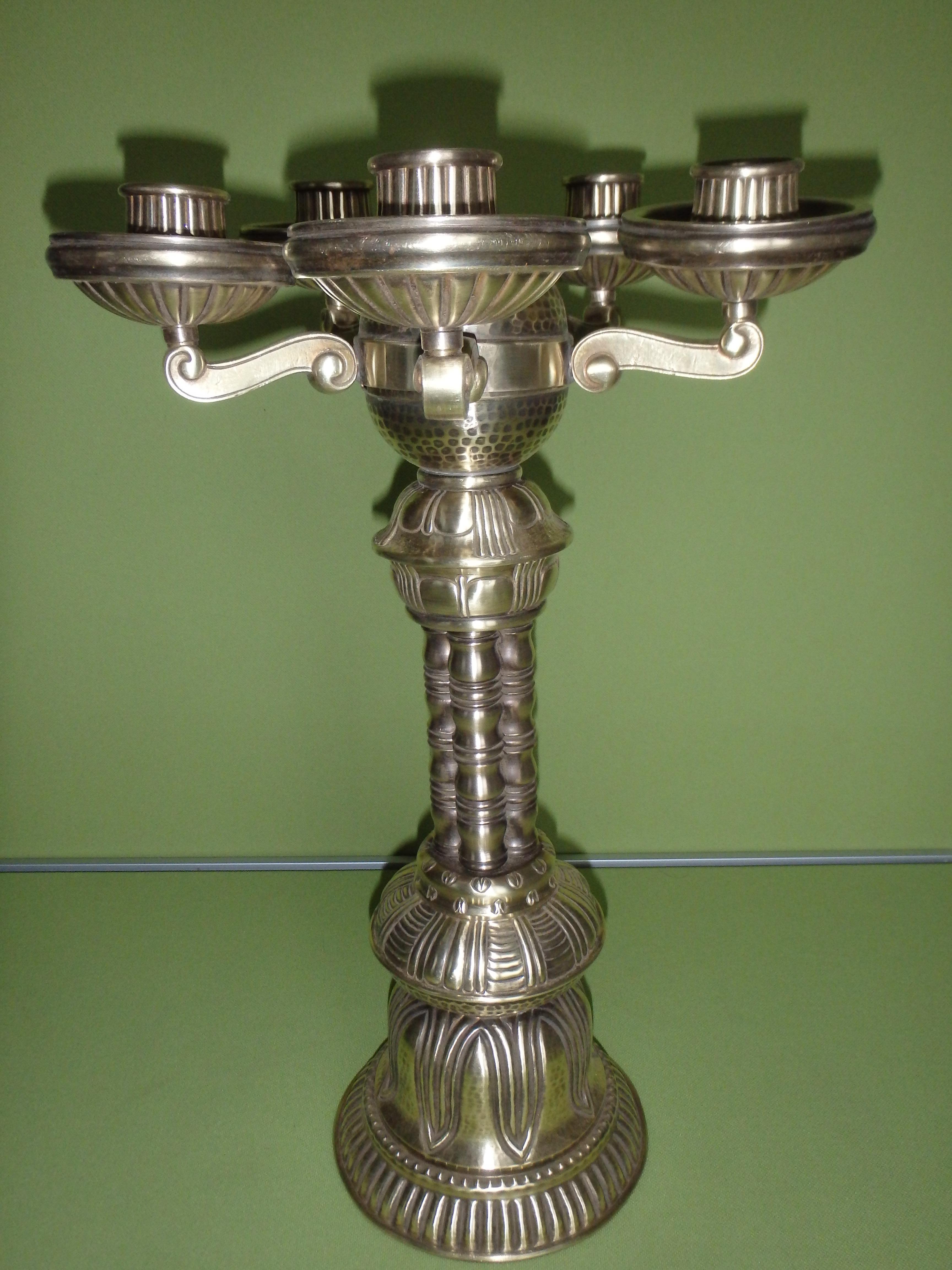 Art Nouveau huge candle holder brass 5 arms  In Good Condition For Sale In Weiningen, CH