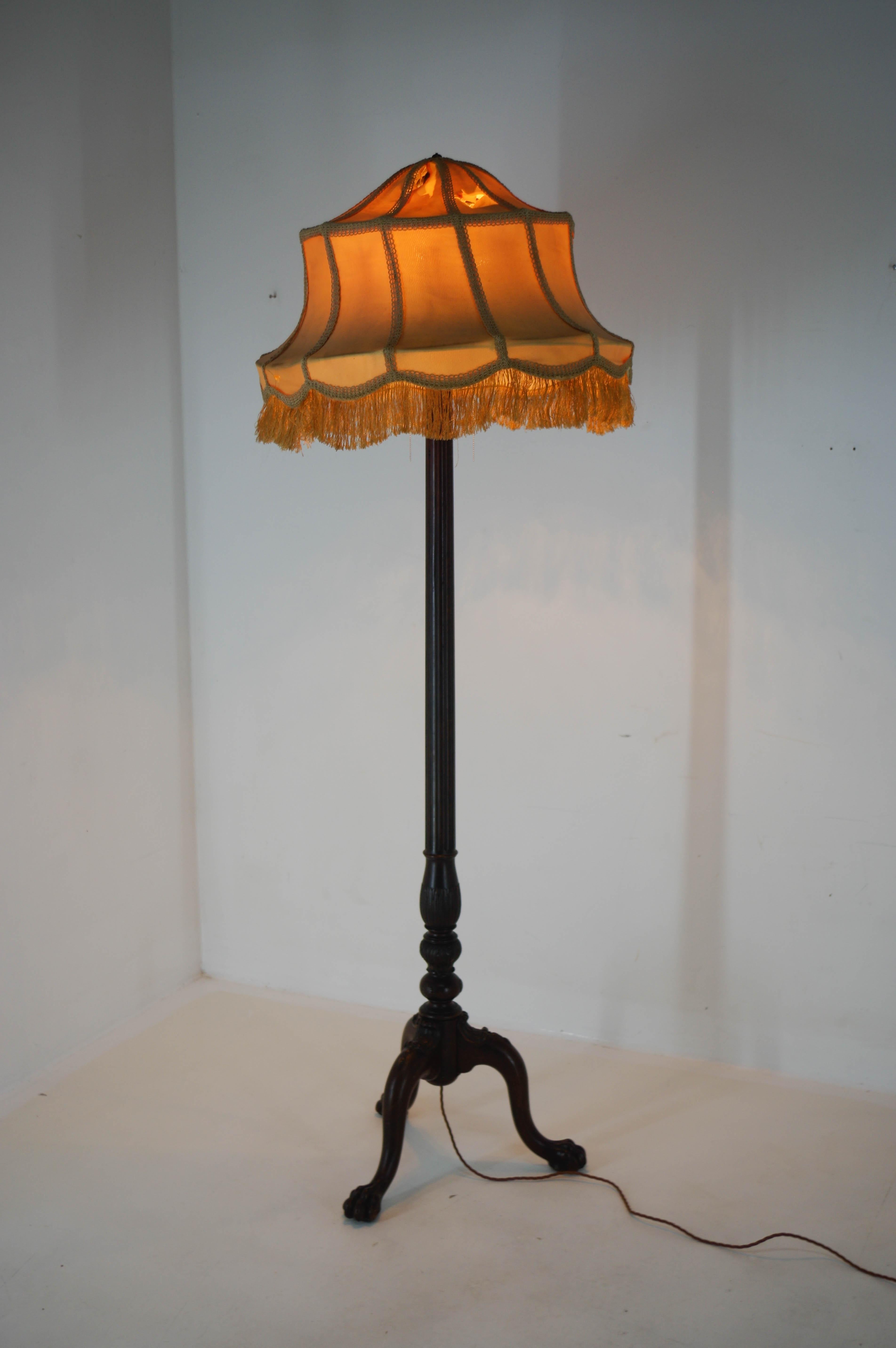 Art Nouveau Huge  Floor Lamp, 1910s For Sale 5