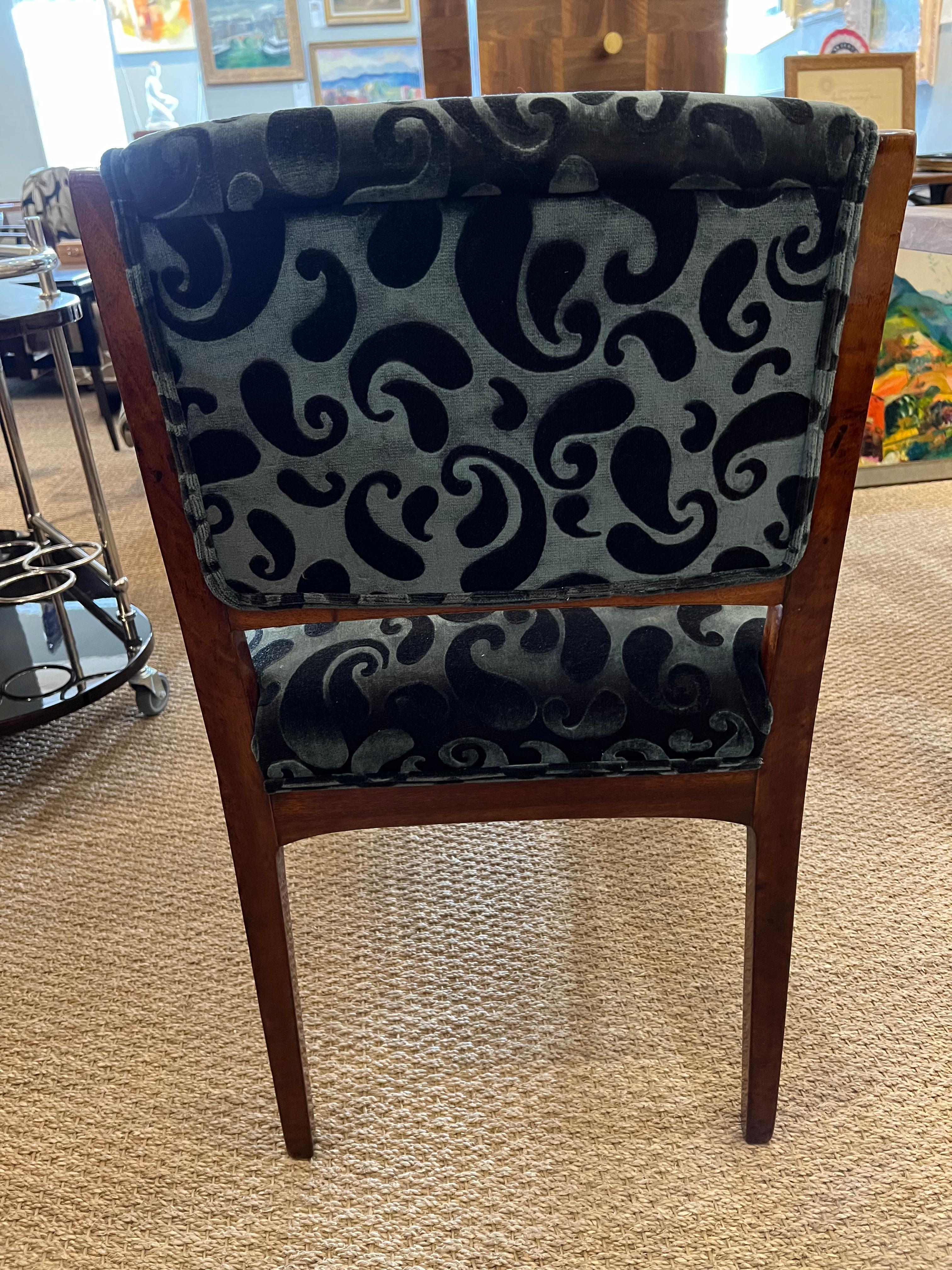Ungarischer Stuhl im Jugendstil aus Nussbaum (Art nouveau) im Angebot
