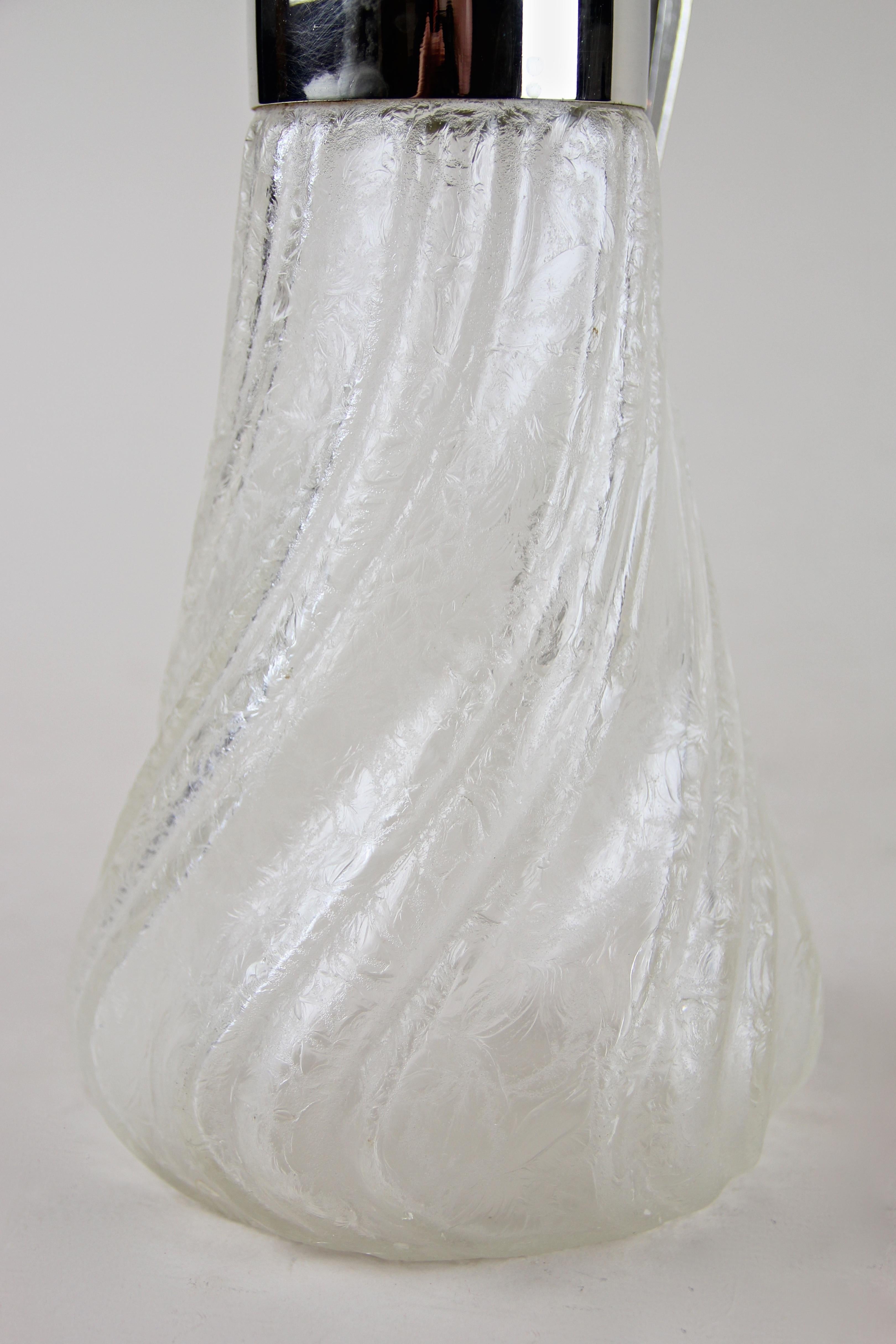 Art Nouveau Ice Glass Carafe, Austria, circa 1915 For Sale 2