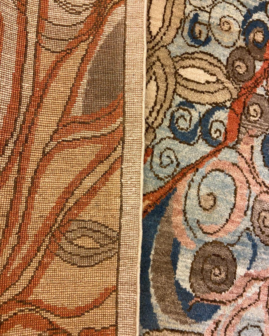 Alfombra persa de lana azul, crema, marrón, rosa y roja, 3' x 5', inspirada en el Art Nouveau en venta 2