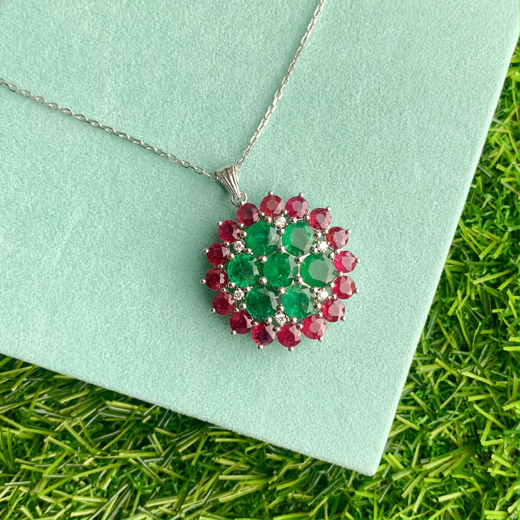 7.41 Ct Emerald, 6.94 Ct Ruby & 0.2 Ct Diamond studded Statement Pendant For Sale 9
