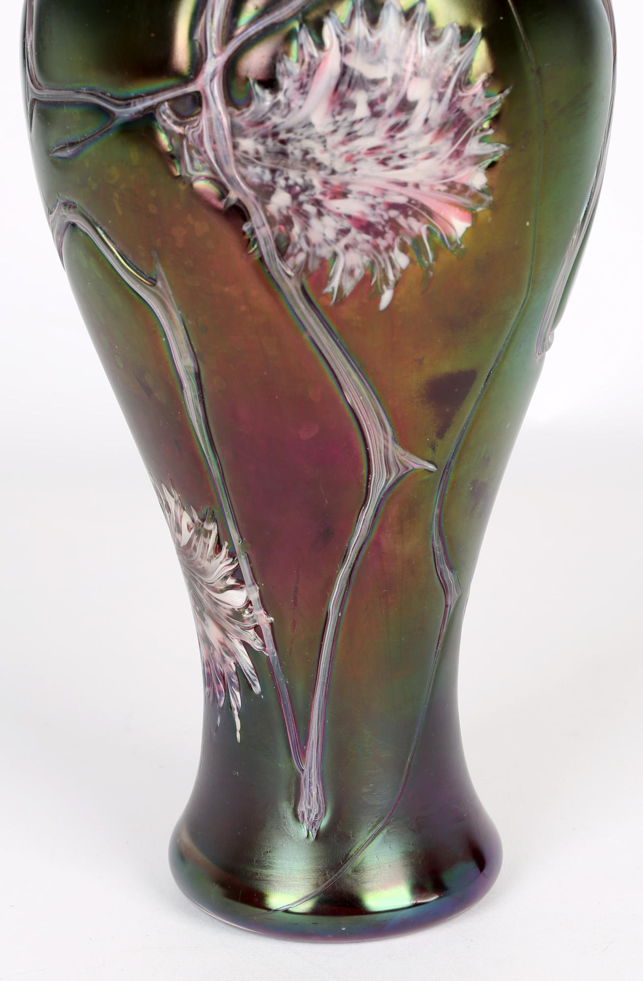 Early 20th Century Pallme-Konig Bohemian Art Nouveau Iridescent Floral Patterned Glass Vase 